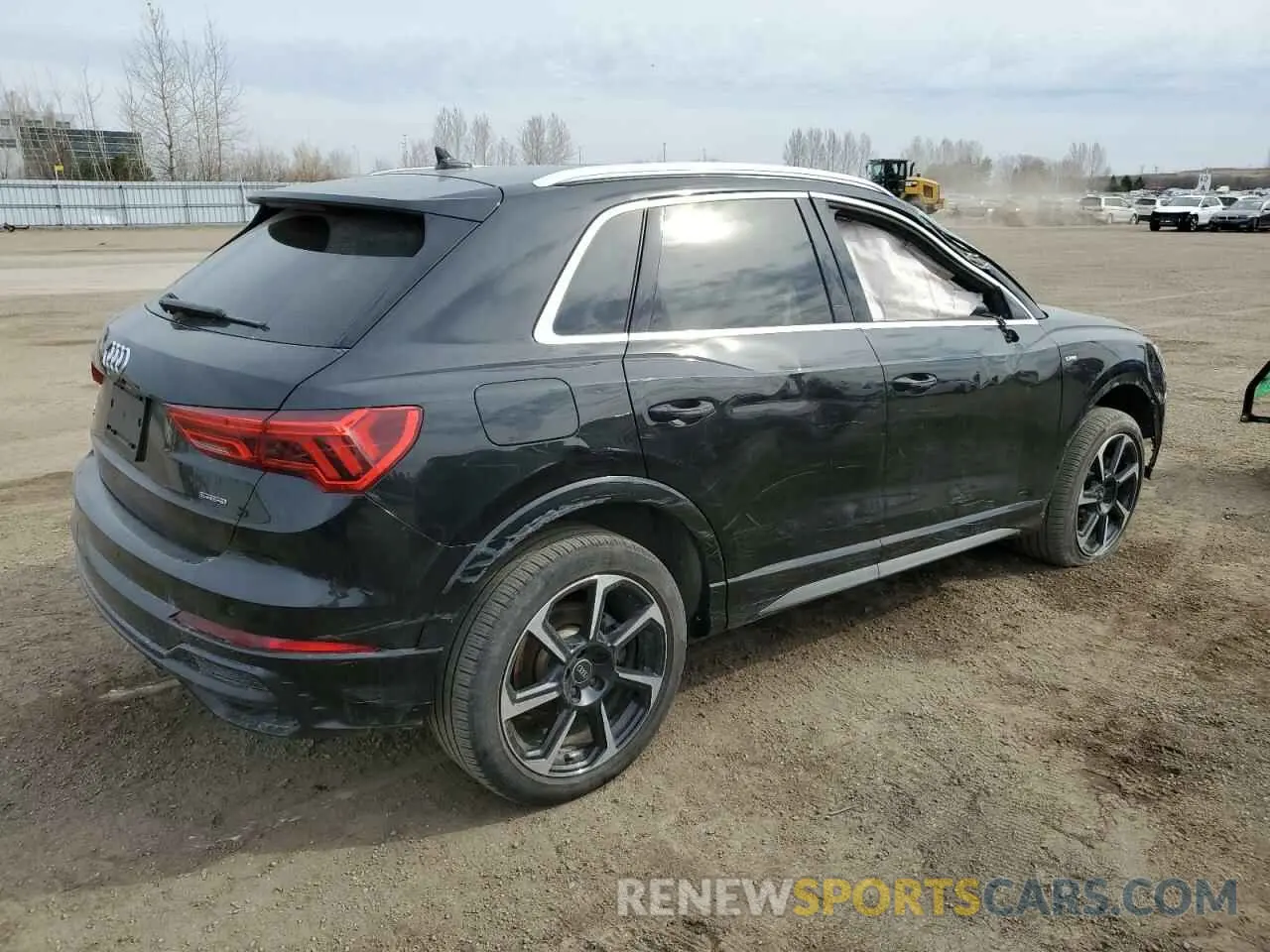 3 Photograph of a damaged car WA1EECF39M1082136 AUDI Q3 2021