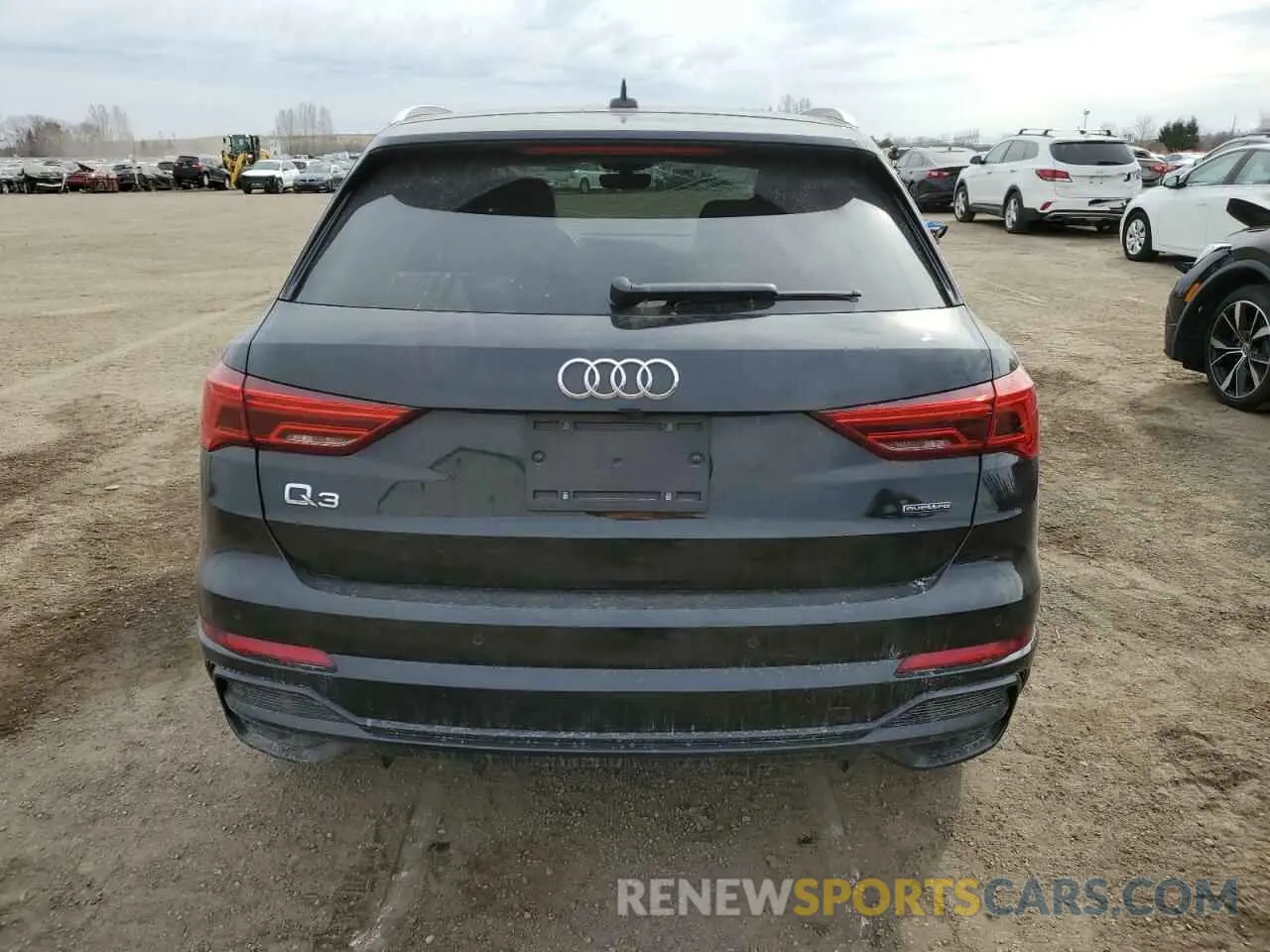 6 Photograph of a damaged car WA1EECF39M1082136 AUDI Q3 2021