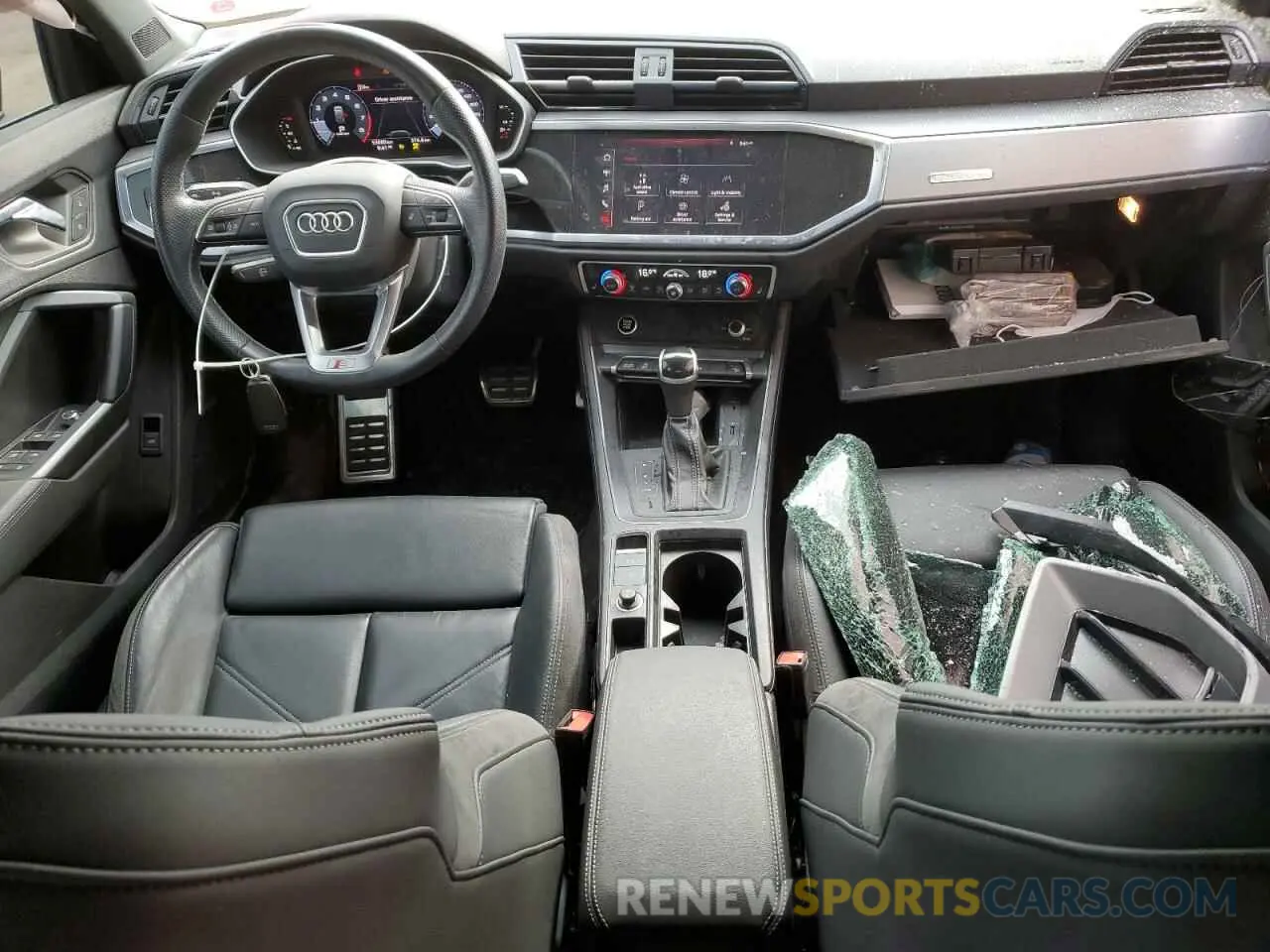 8 Photograph of a damaged car WA1EECF39M1082136 AUDI Q3 2021