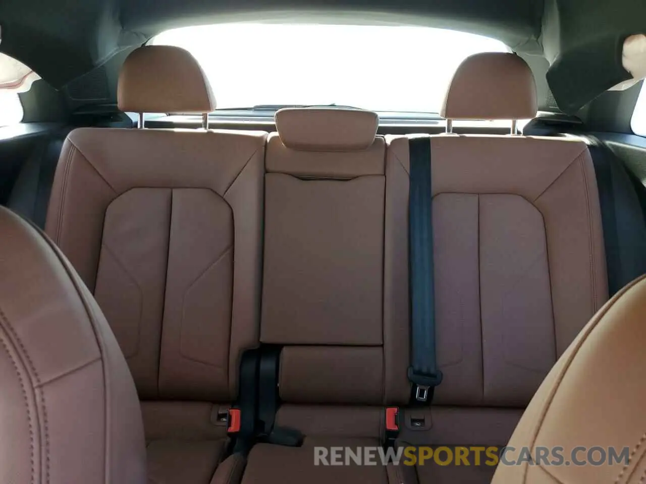 10 Фотография поврежденного автомобиля WA1EECF39M1091824 AUDI Q3 2021