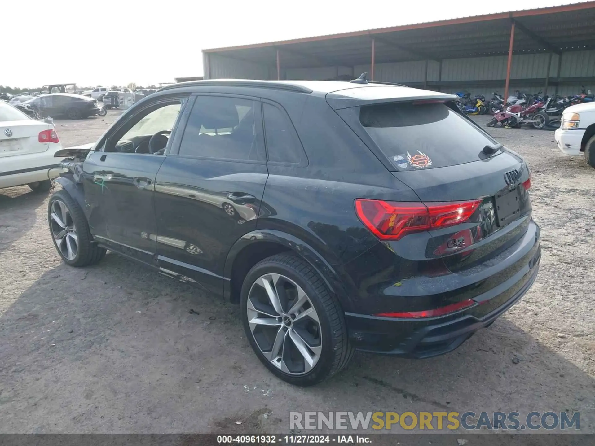 3 Фотография поврежденного автомобиля WA1EECF3XM1027307 AUDI Q3 2021