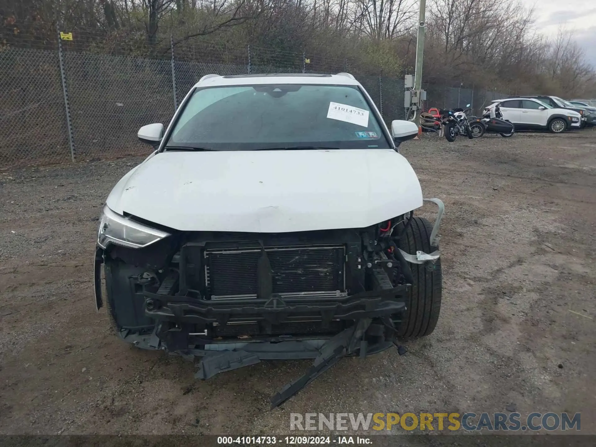 13 Photograph of a damaged car WA1EECF3XM1110798 AUDI Q3 2021
