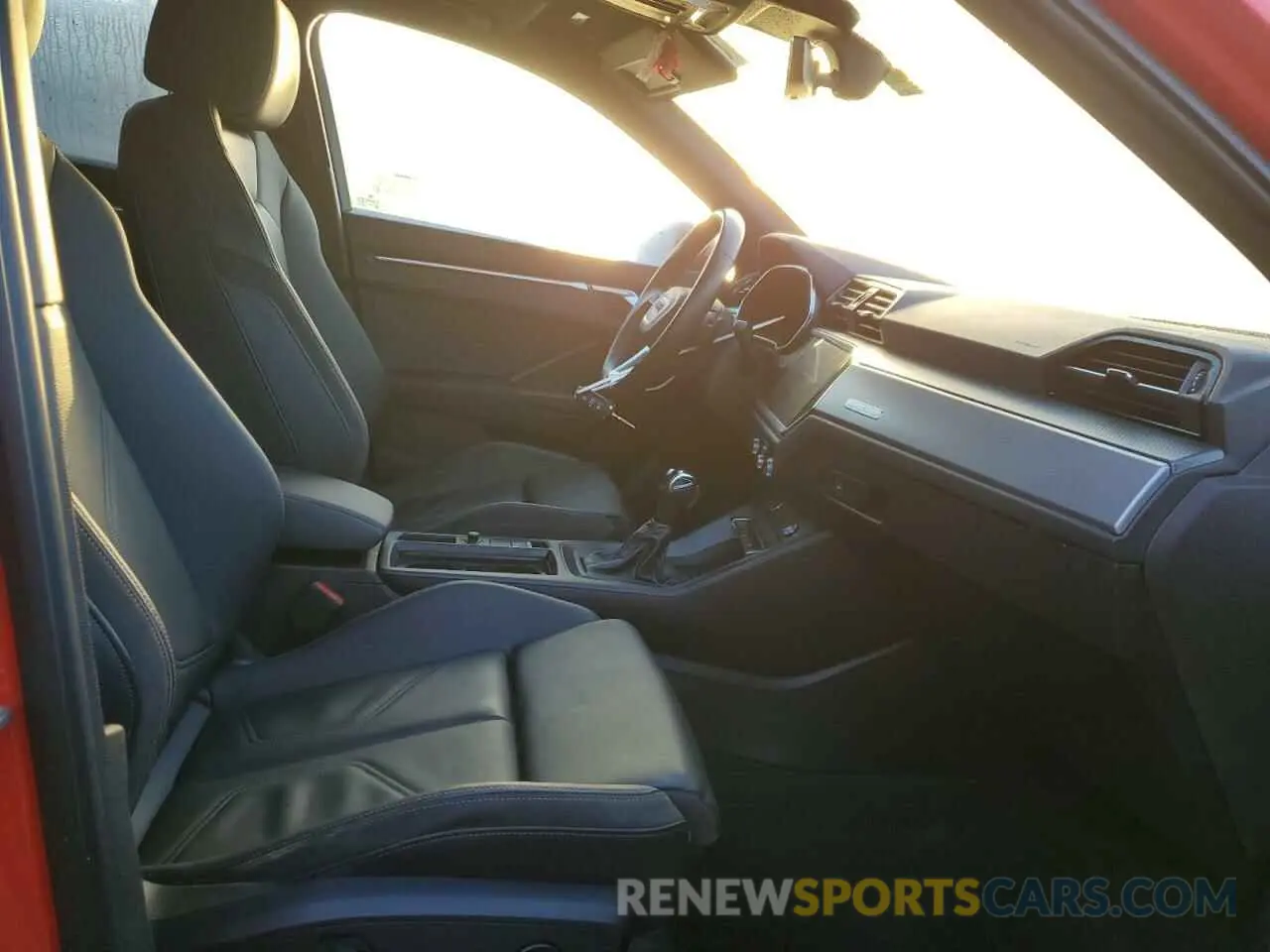 5 Фотография поврежденного автомобиля WA1EECF3XM1115242 AUDI Q3 2021