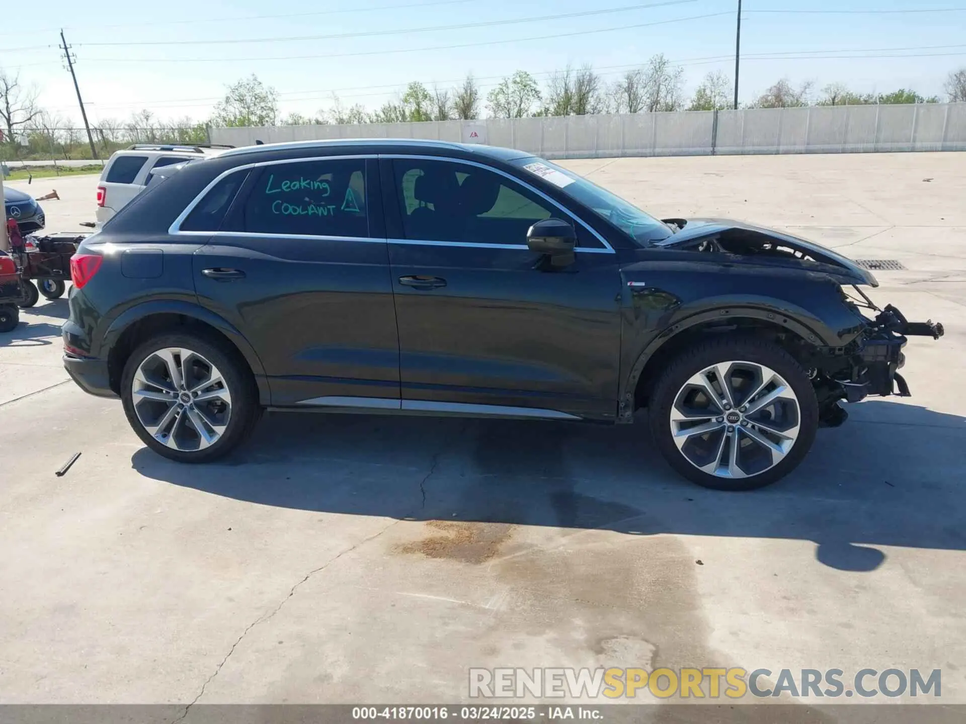 13 Photograph of a damaged car WA1EECF3XM1133790 AUDI Q3 2021