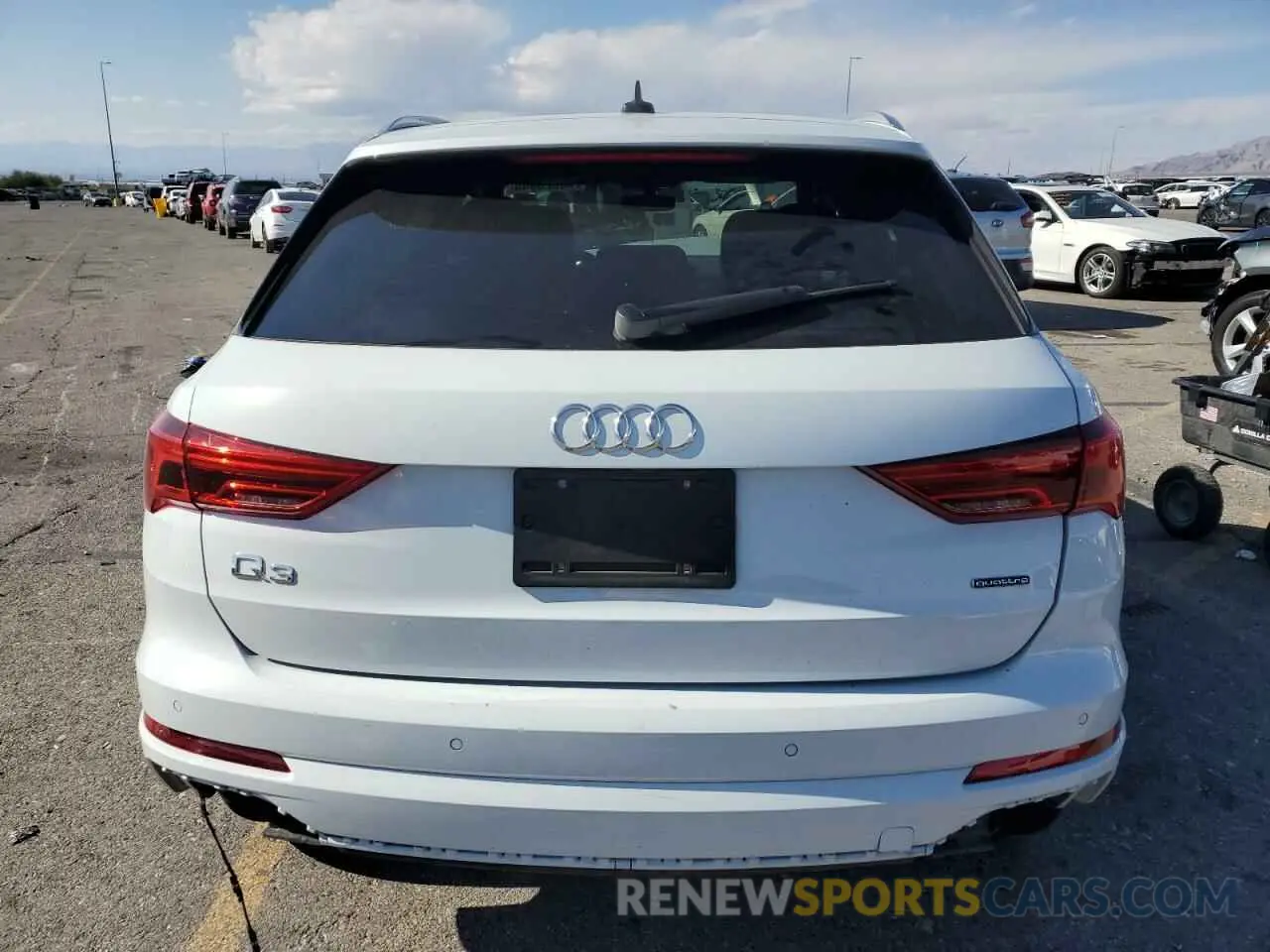 6 Photograph of a damaged car WA1FECF34M1095221 AUDI Q3 2021