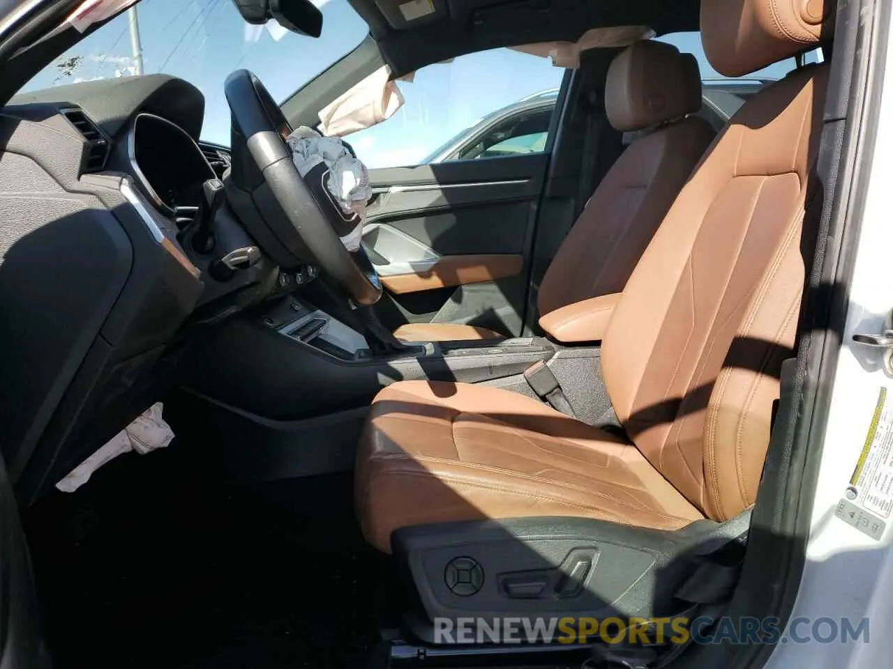 7 Photograph of a damaged car WA1FECF34M1095221 AUDI Q3 2021