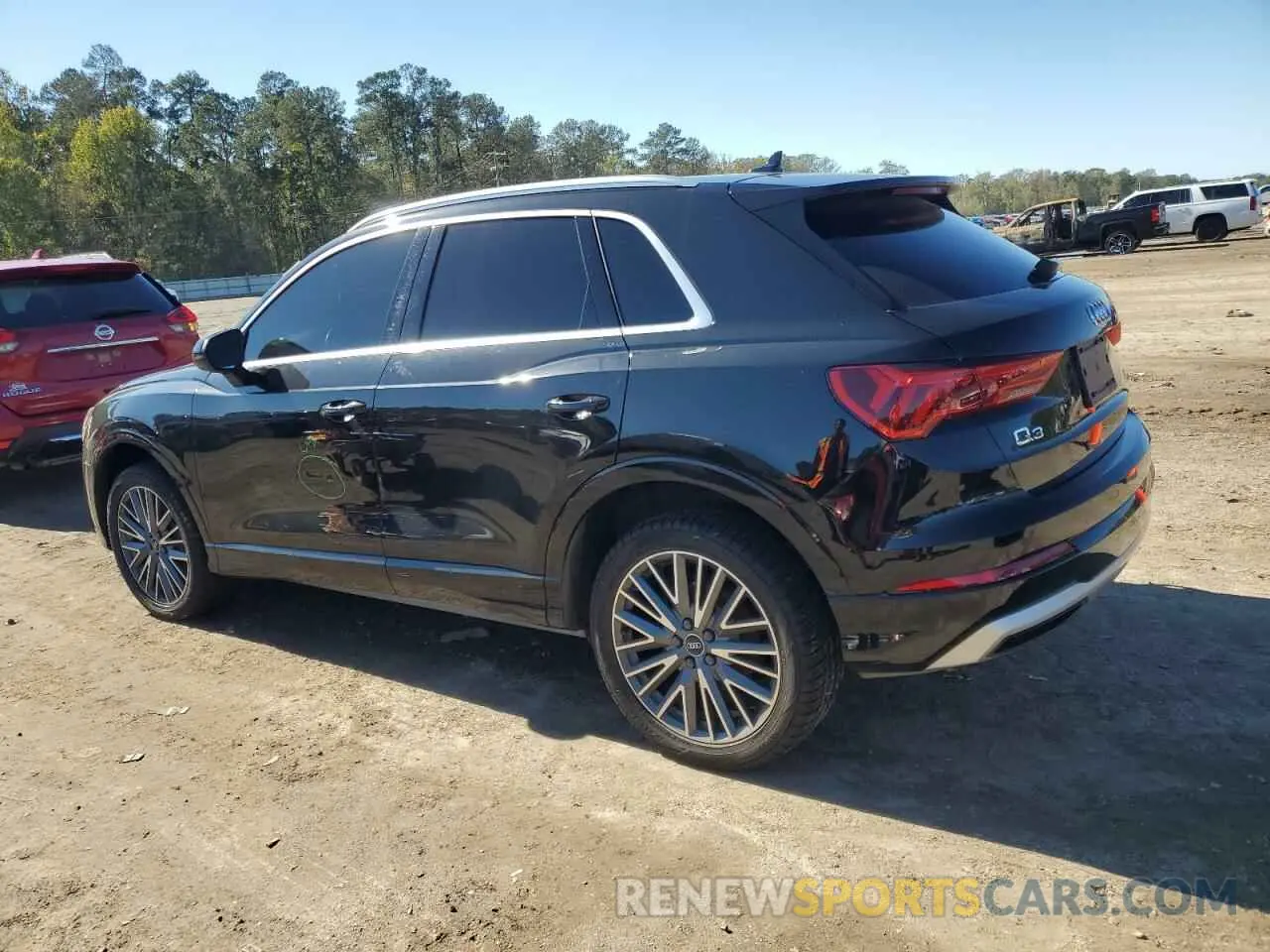 2 Фотография поврежденного автомобиля WA1AUCF30N1006159 AUDI Q3 2022
