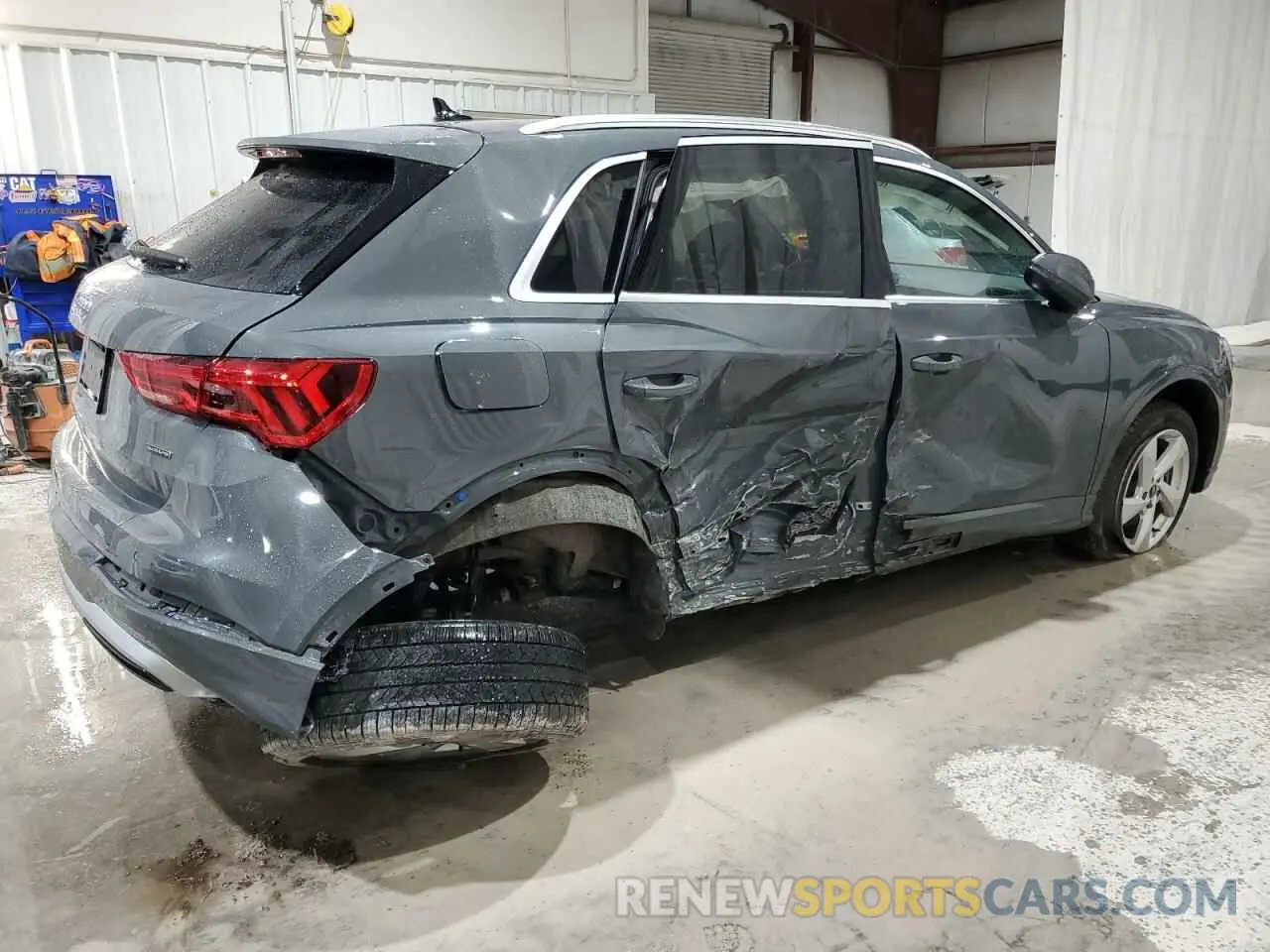 3 Фотография поврежденного автомобиля WA1AUCF33N1002302 AUDI Q3 2022