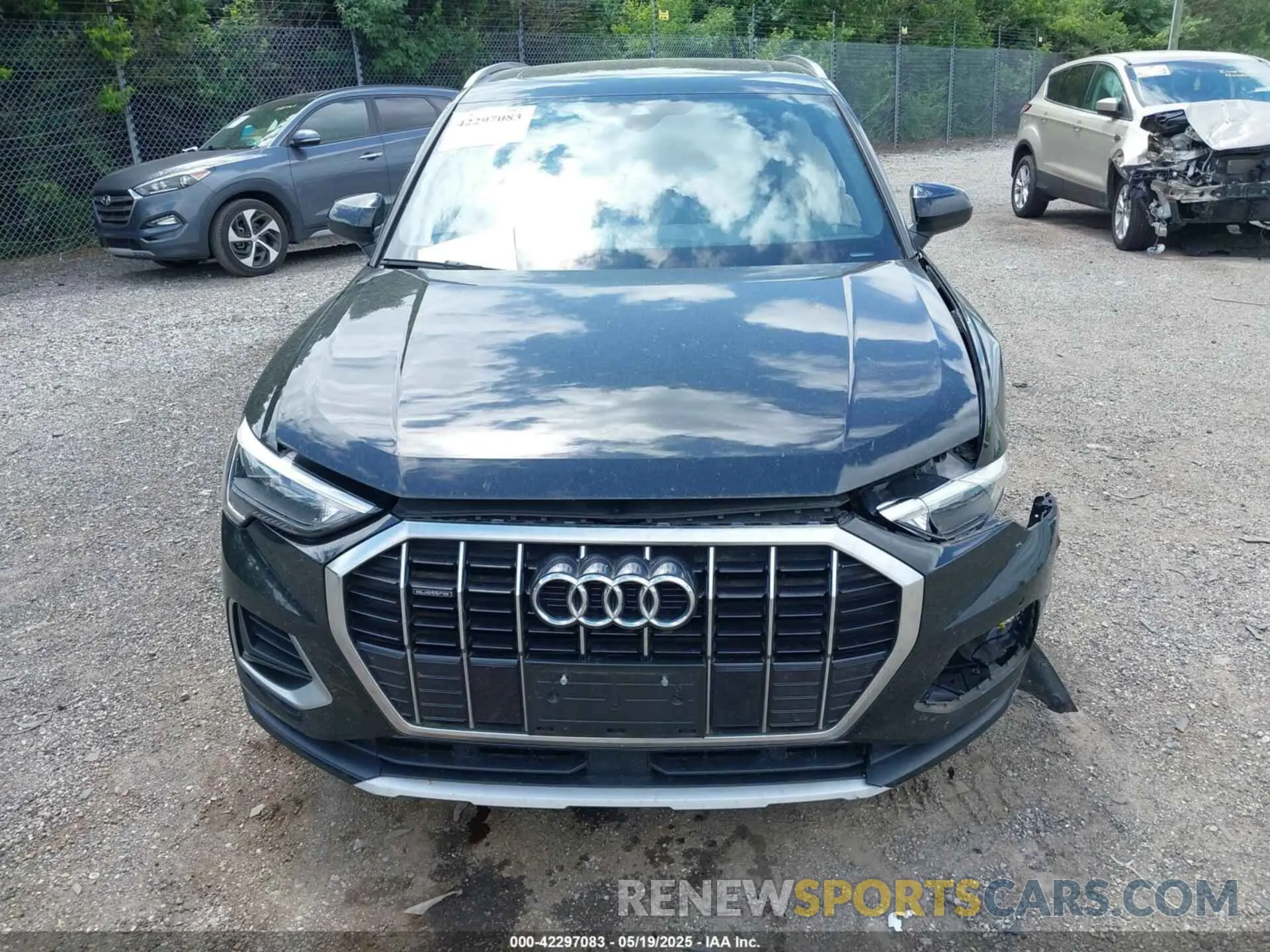 13 Фотография поврежденного автомобиля WA1AUCF37N1031270 AUDI Q3 2022