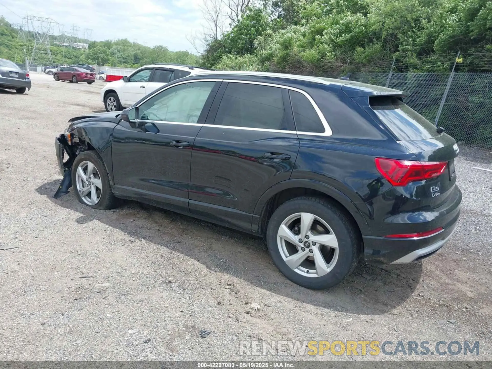 3 Фотография поврежденного автомобиля WA1AUCF37N1031270 AUDI Q3 2022