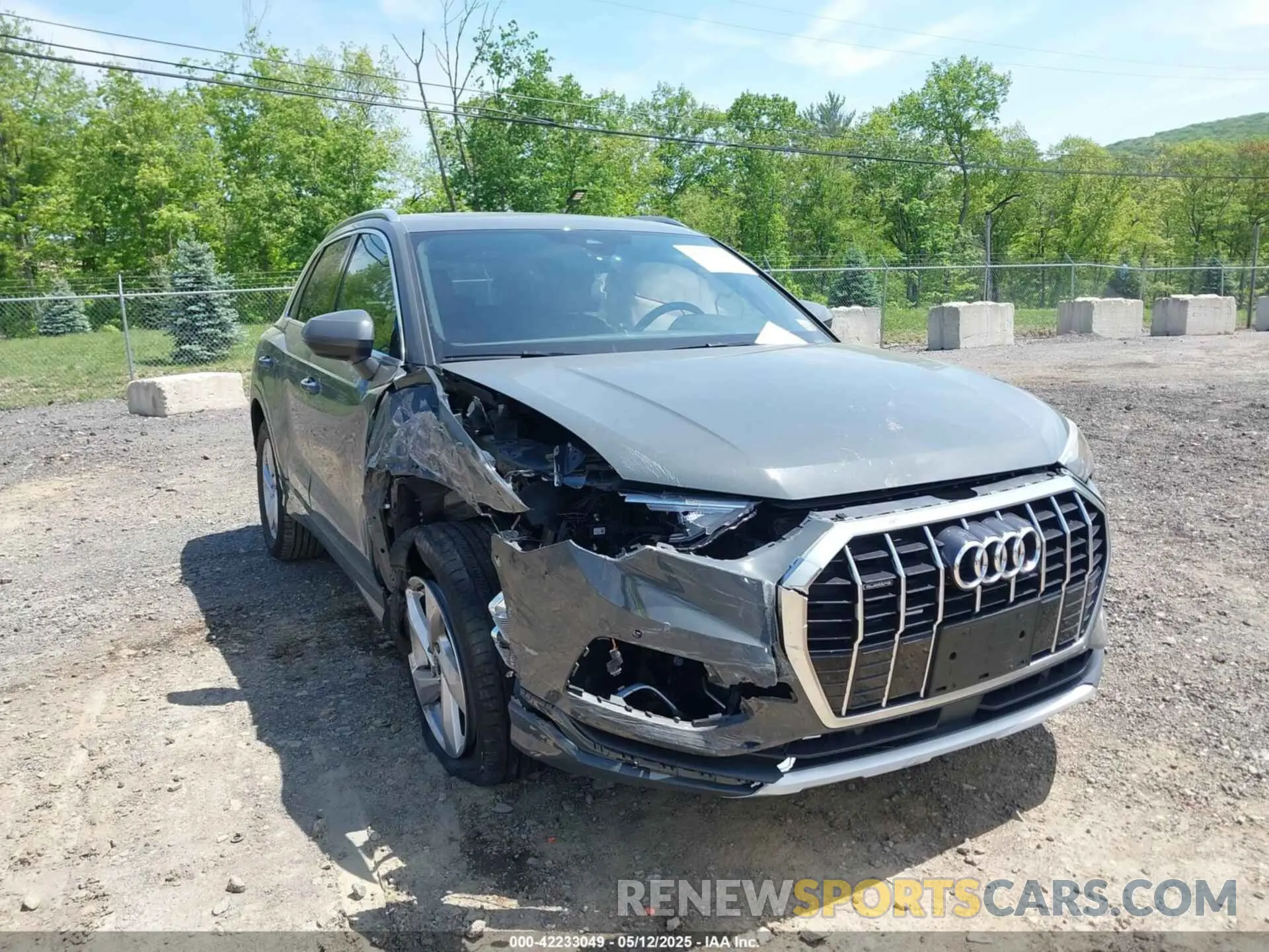 6 Photograph of a damaged car WA1AUCF38N1031553 AUDI Q3 2022