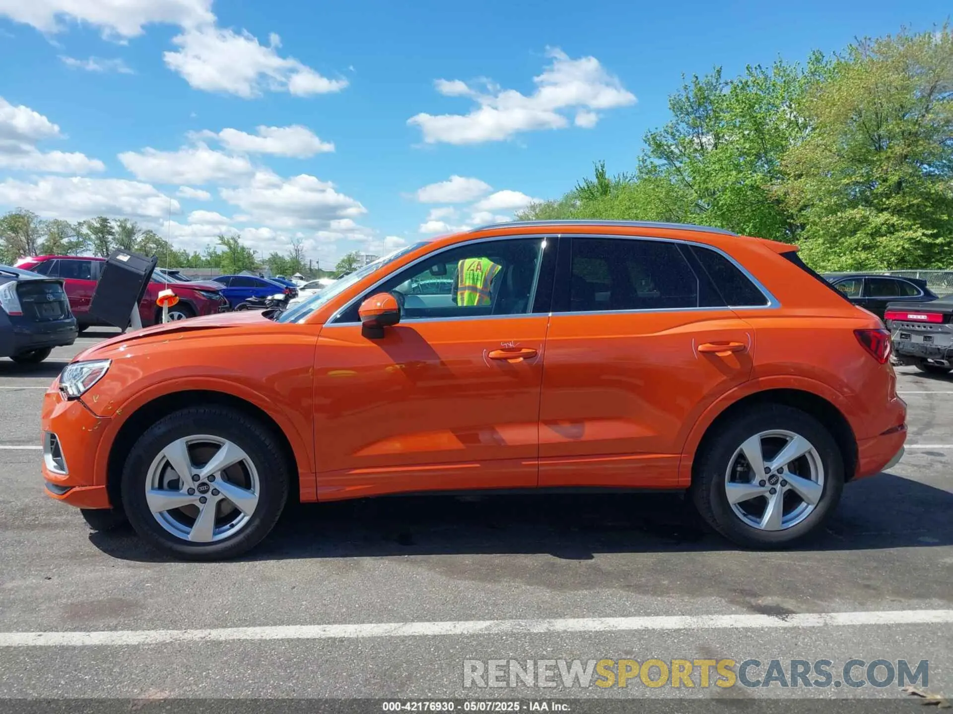 14 Фотография поврежденного автомобиля WA1BUCF36N1149539 AUDI Q3 2022