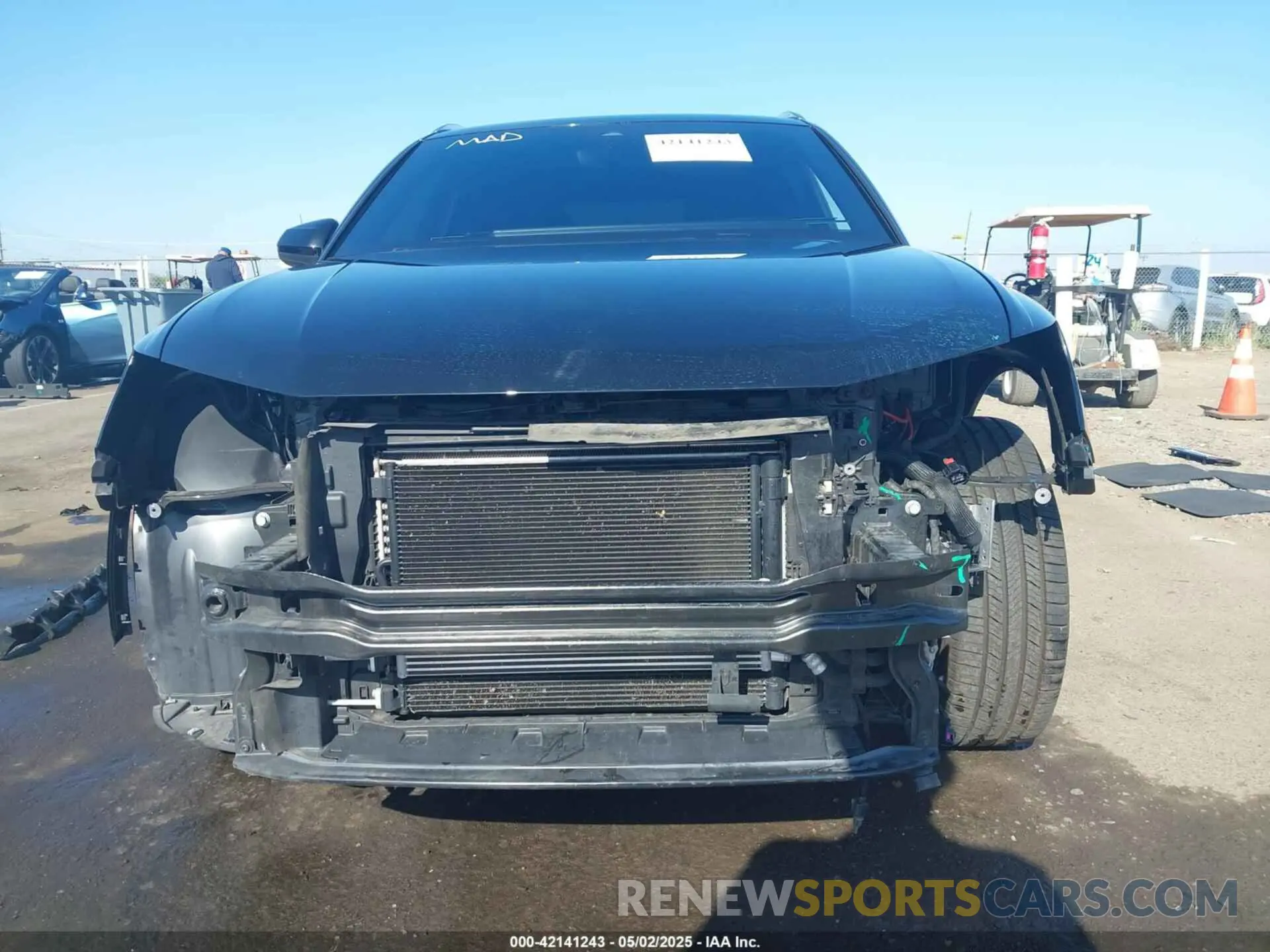 13 Photograph of a damaged car WA1DECF32N1022633 AUDI Q3 2022