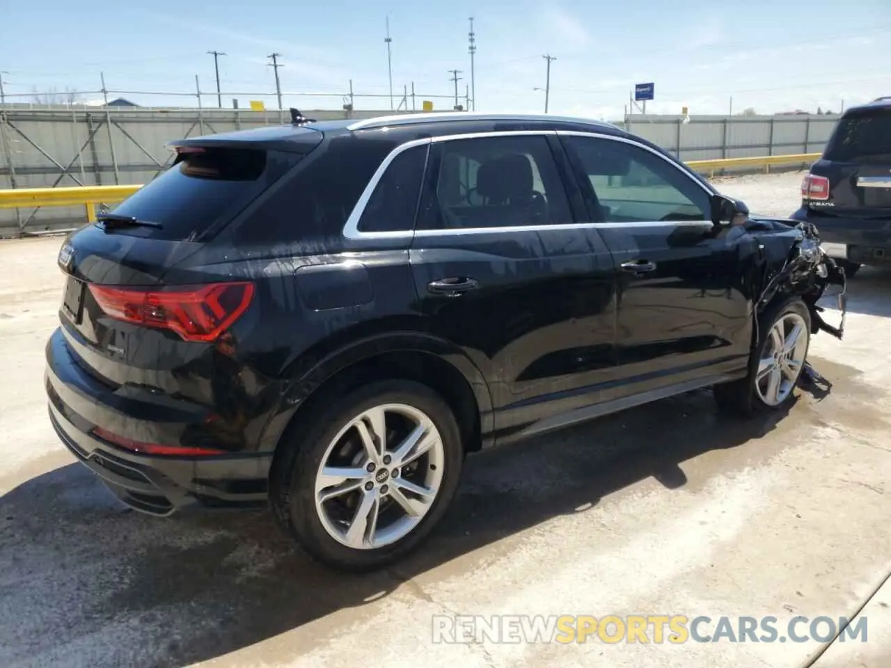 3 Фотография поврежденного автомобиля WA1DECF32N1102773 AUDI Q3 2022