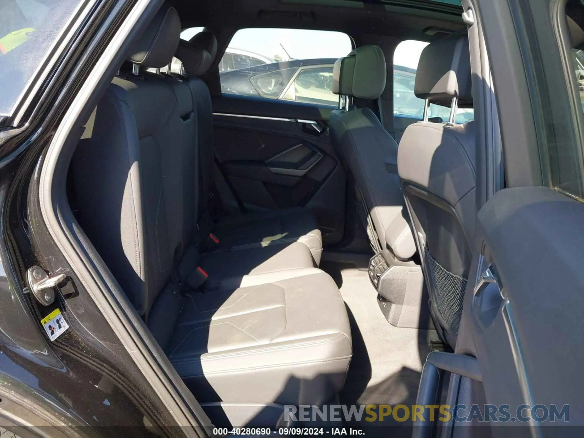 8 Фотография поврежденного автомобиля WA1DECF32N1124689 AUDI Q3 2022