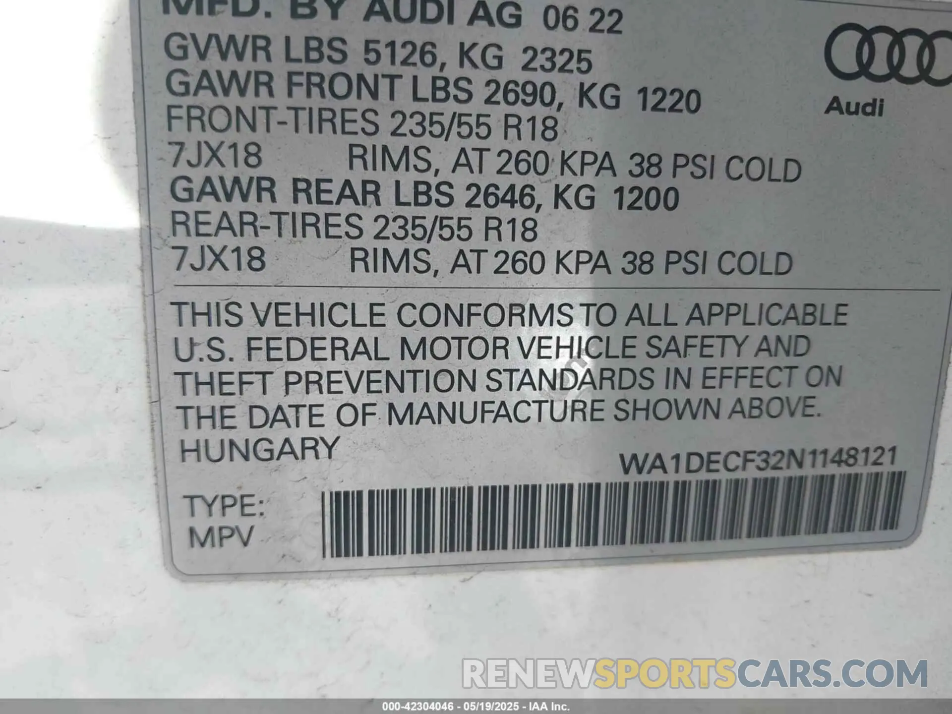 9 Photograph of a damaged car WA1DECF32N1148121 AUDI Q3 2022