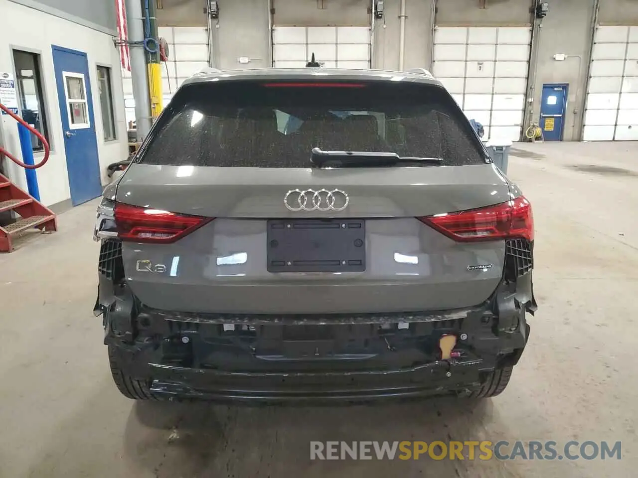 6 Photograph of a damaged car WA1DECF35N1124198 AUDI Q3 2022