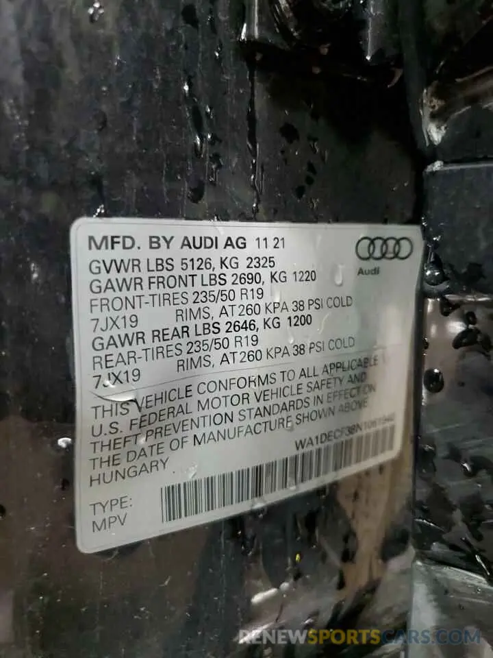 12 Photograph of a damaged car WA1DECF38N1061940 AUDI Q3 2022