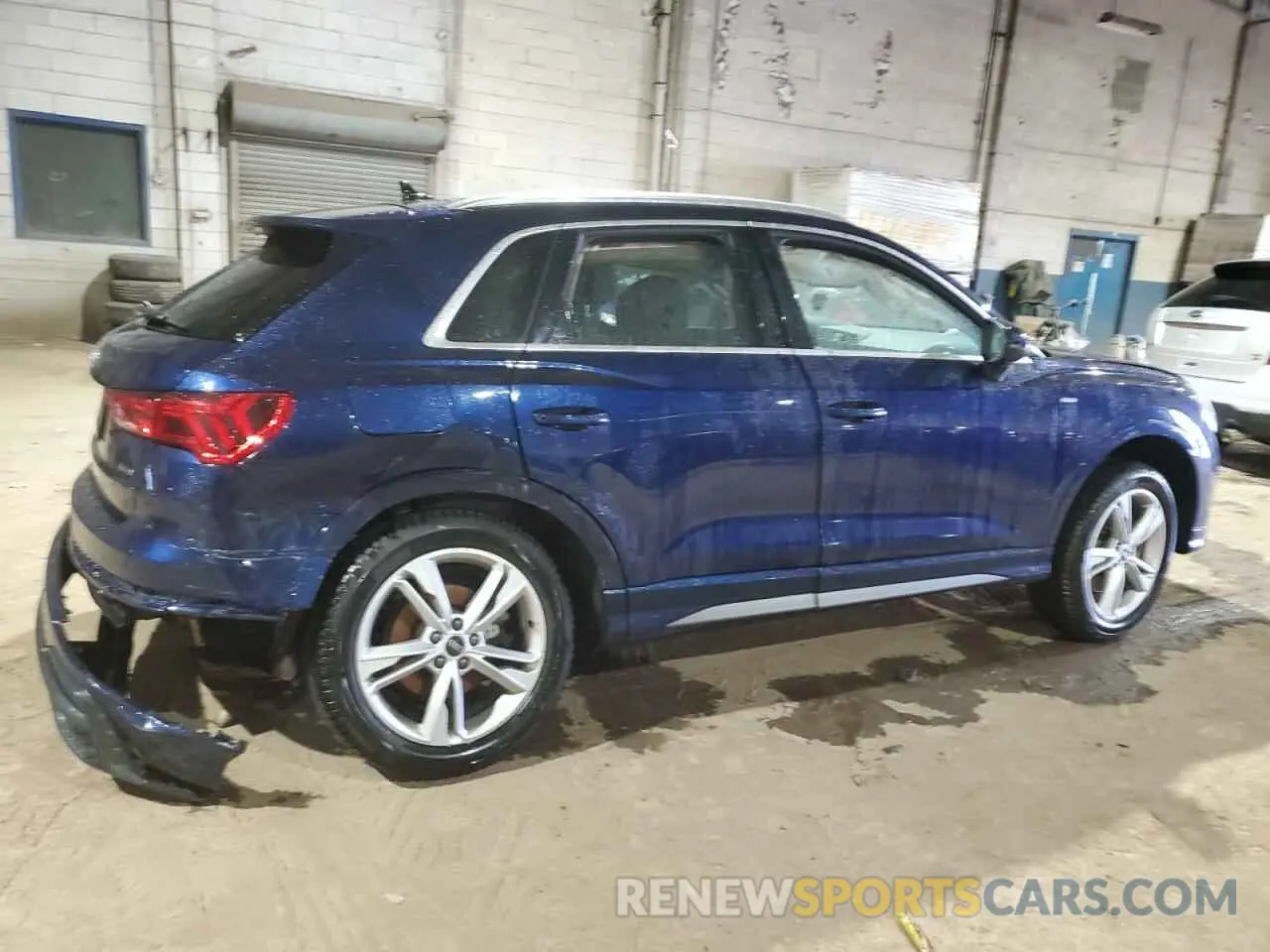 3 Photograph of a damaged car WA1DECF39N1010608 AUDI Q3 2022