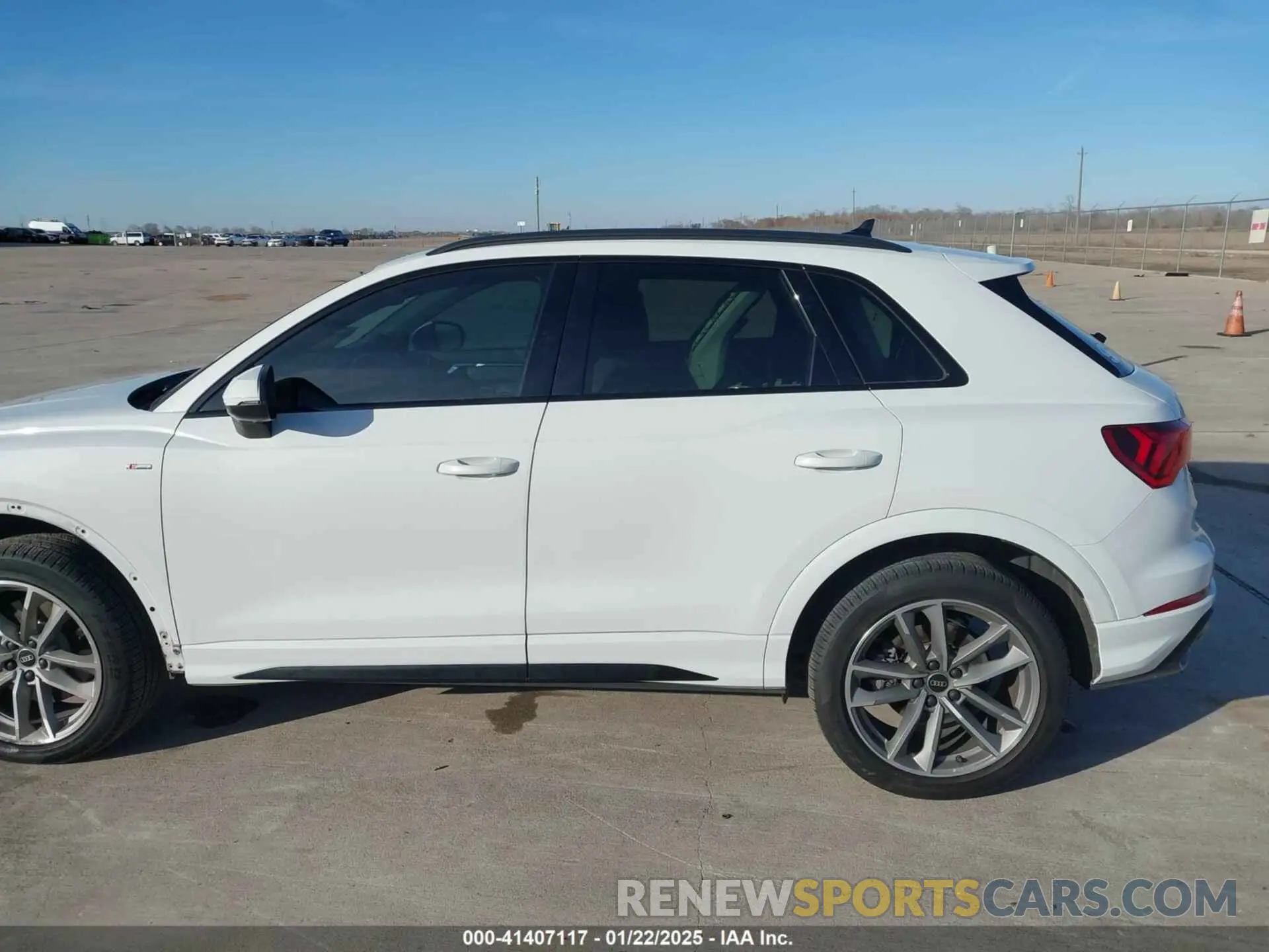 14 Фотография поврежденного автомобиля WA1DECF39N1072980 AUDI Q3 2022