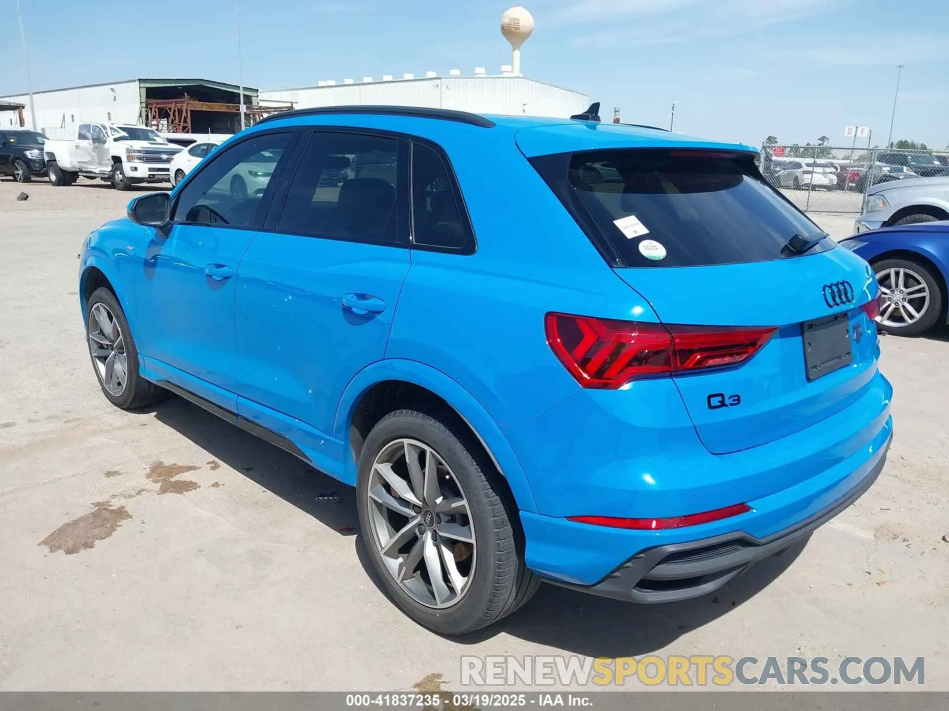 3 Фотография поврежденного автомобиля WA1DECF3XN1007622 AUDI Q3 2022