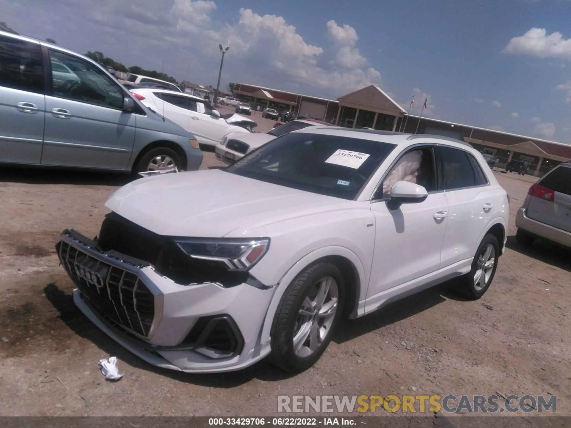 2 Фотография поврежденного автомобиля WA1EECF30N1021310 AUDI Q3 2022