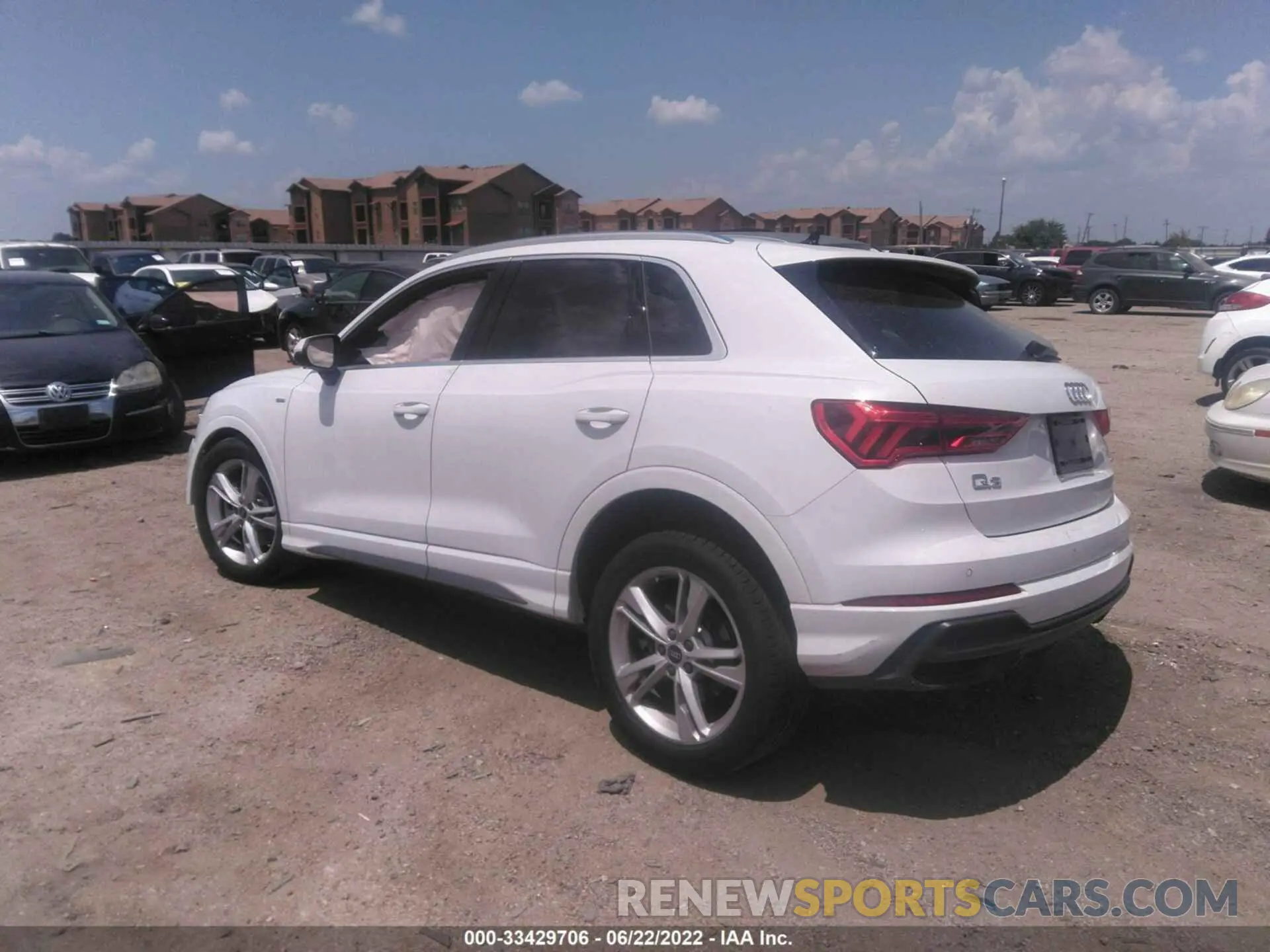 3 Фотография поврежденного автомобиля WA1EECF30N1021310 AUDI Q3 2022
