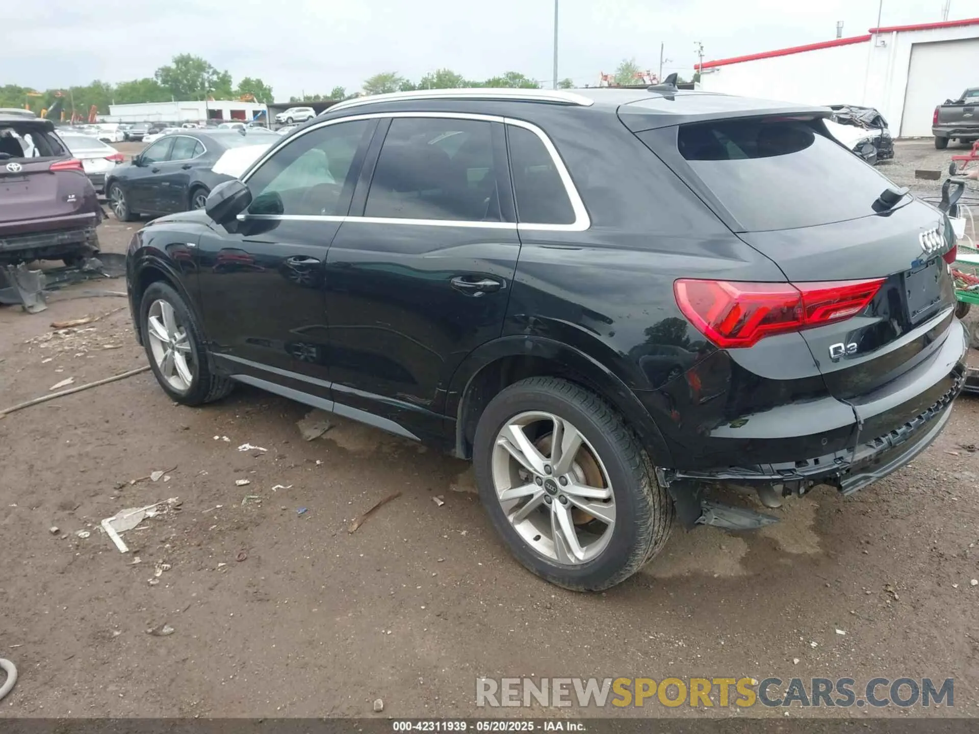 3 Photograph of a damaged car WA1EECF30N1089509 AUDI Q3 2022