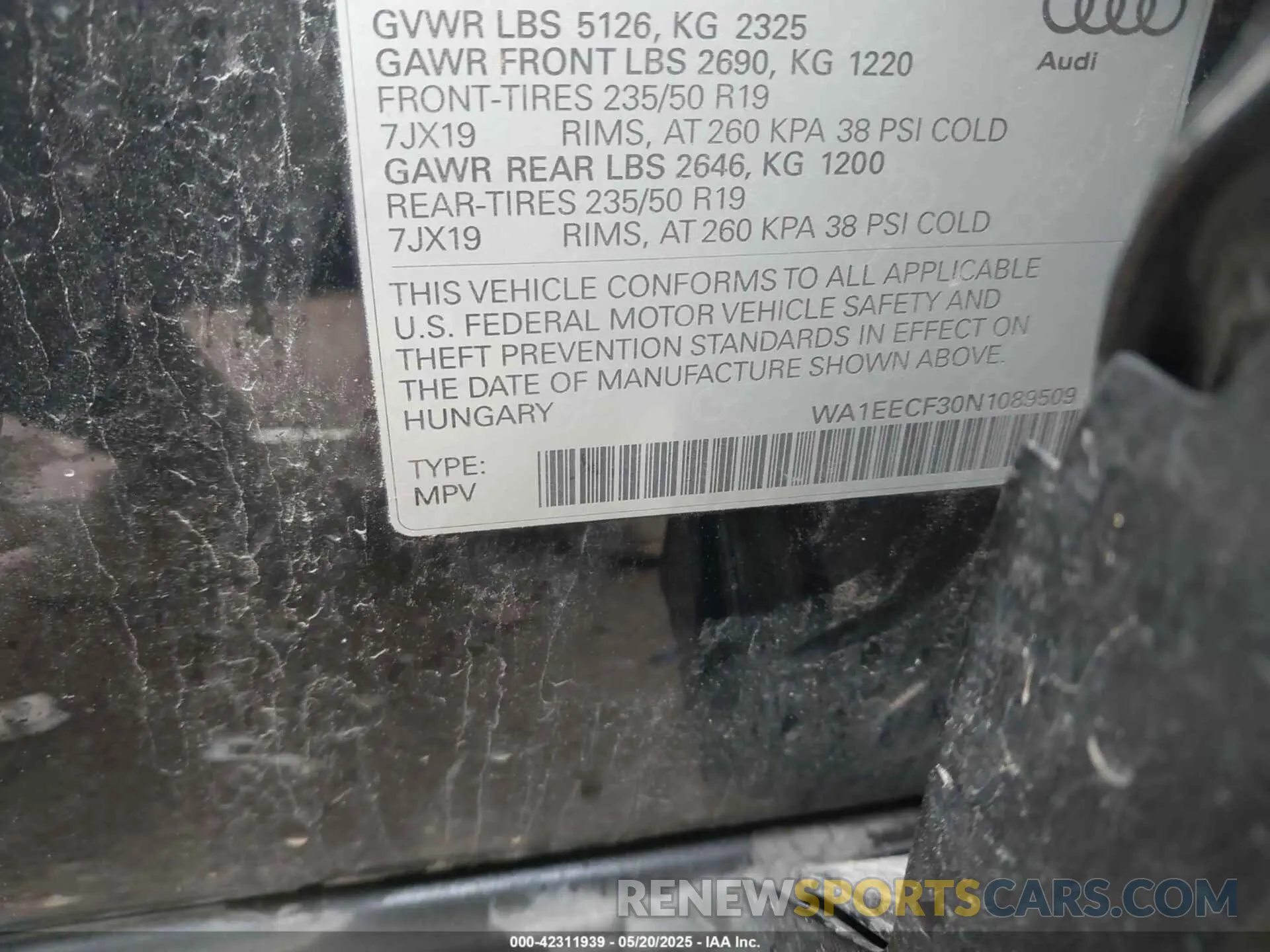9 Photograph of a damaged car WA1EECF30N1089509 AUDI Q3 2022