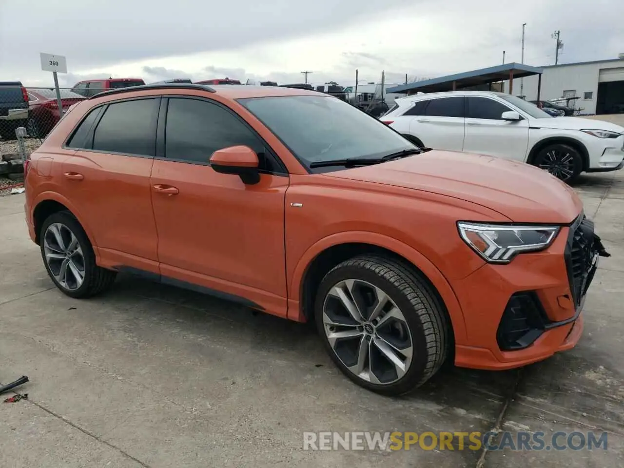 4 Photograph of a damaged car WA1EECF31N1005715 AUDI Q3 2022