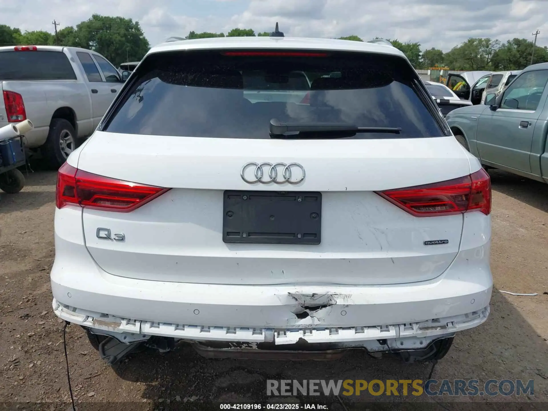 16 Фотография поврежденного автомобиля WA1EECF31N1033739 AUDI Q3 2022
