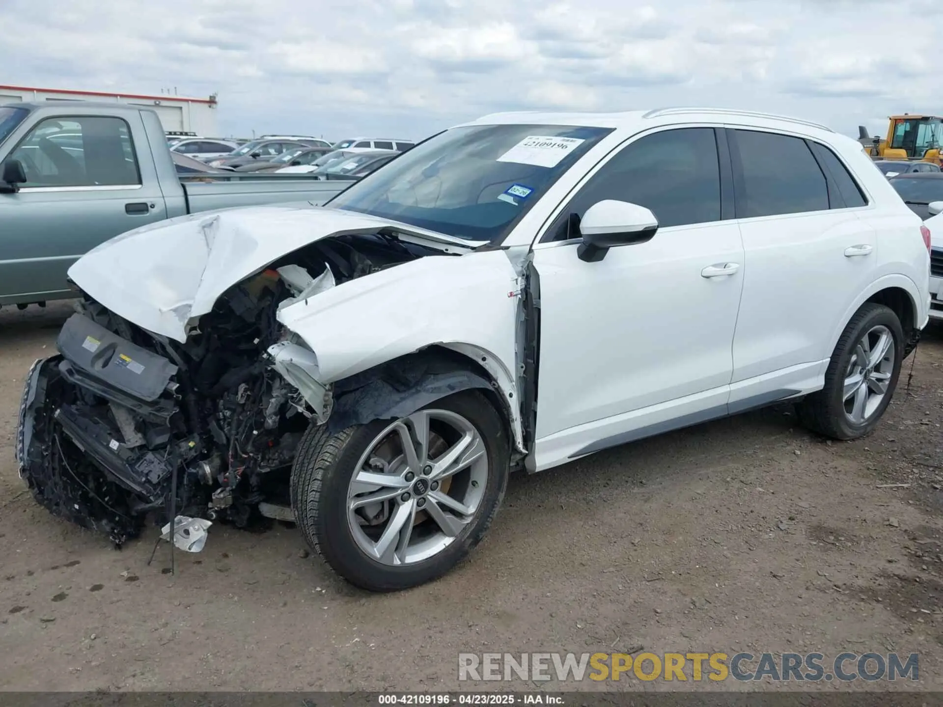 2 Фотография поврежденного автомобиля WA1EECF31N1033739 AUDI Q3 2022