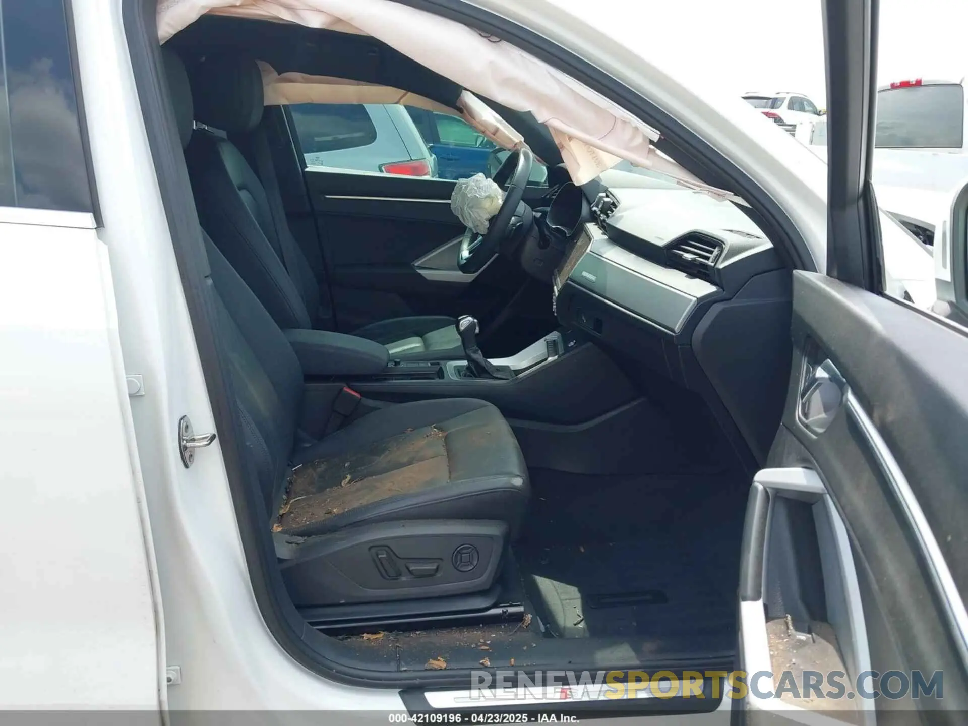 5 Фотография поврежденного автомобиля WA1EECF31N1033739 AUDI Q3 2022