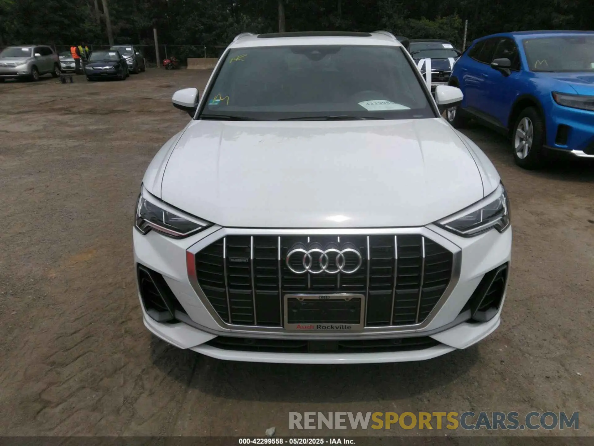 12 Фотография поврежденного автомобиля WA1EECF31N1045258 AUDI Q3 2022