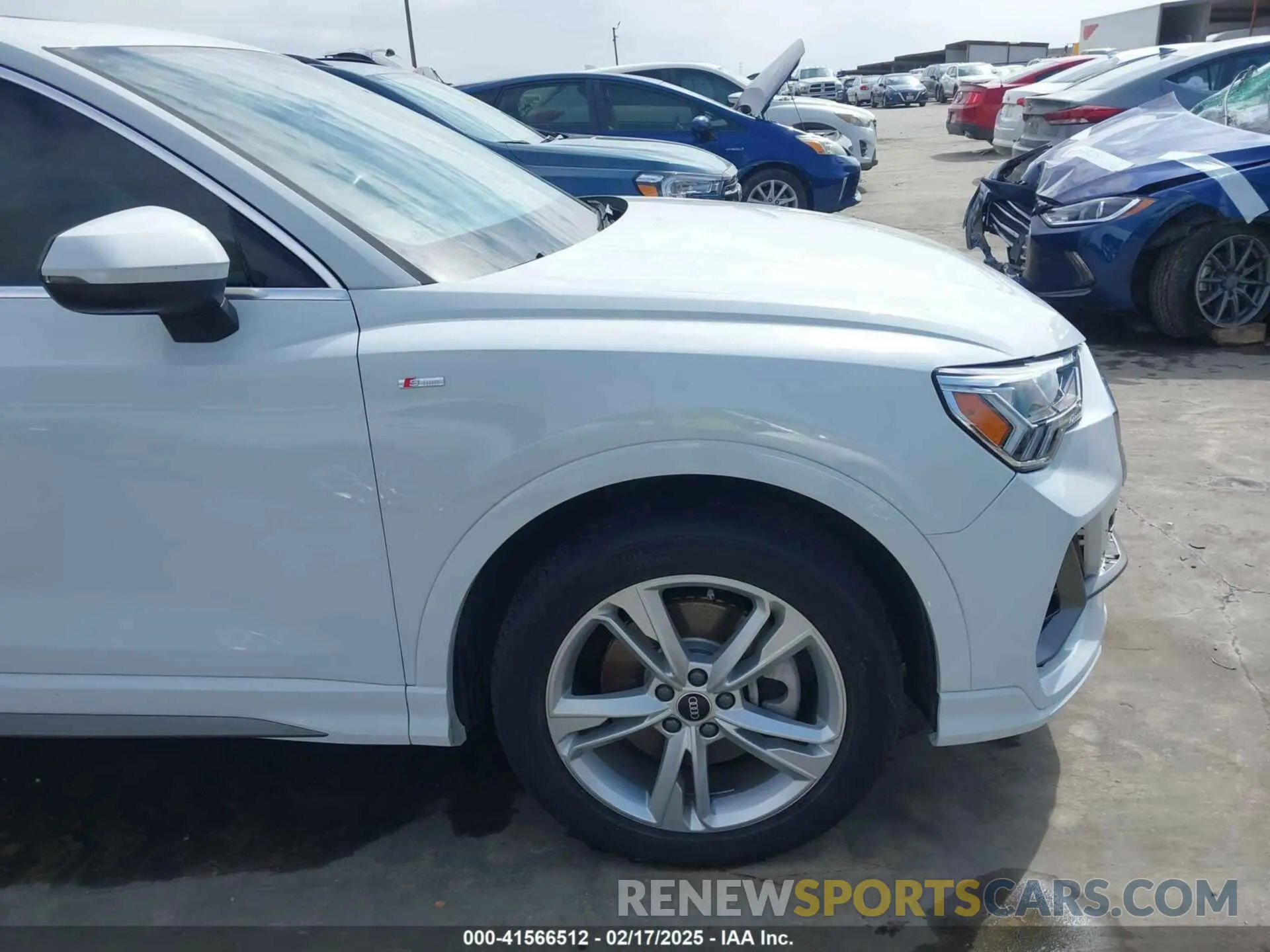 18 Фотография поврежденного автомобиля WA1EECF31N1071519 AUDI Q3 2022