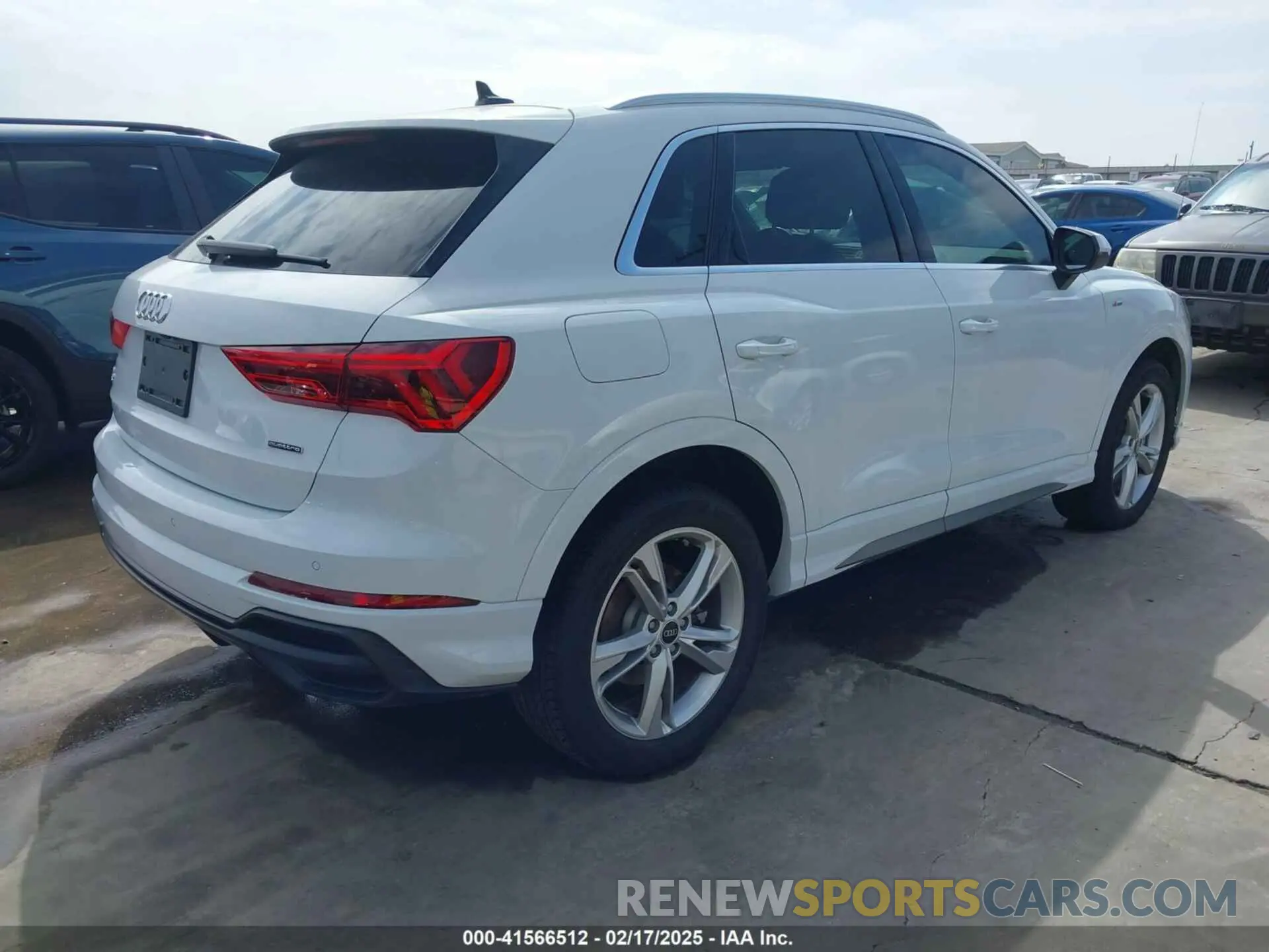 4 Фотография поврежденного автомобиля WA1EECF31N1071519 AUDI Q3 2022