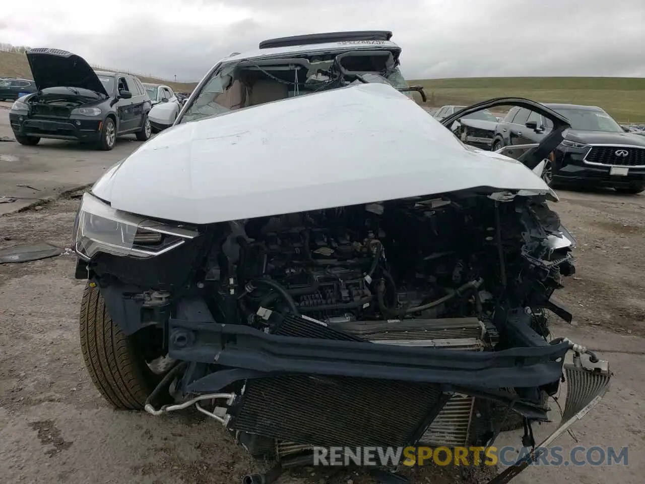 5 Photograph of a damaged car WA1EECF32N1030039 AUDI Q3 2022