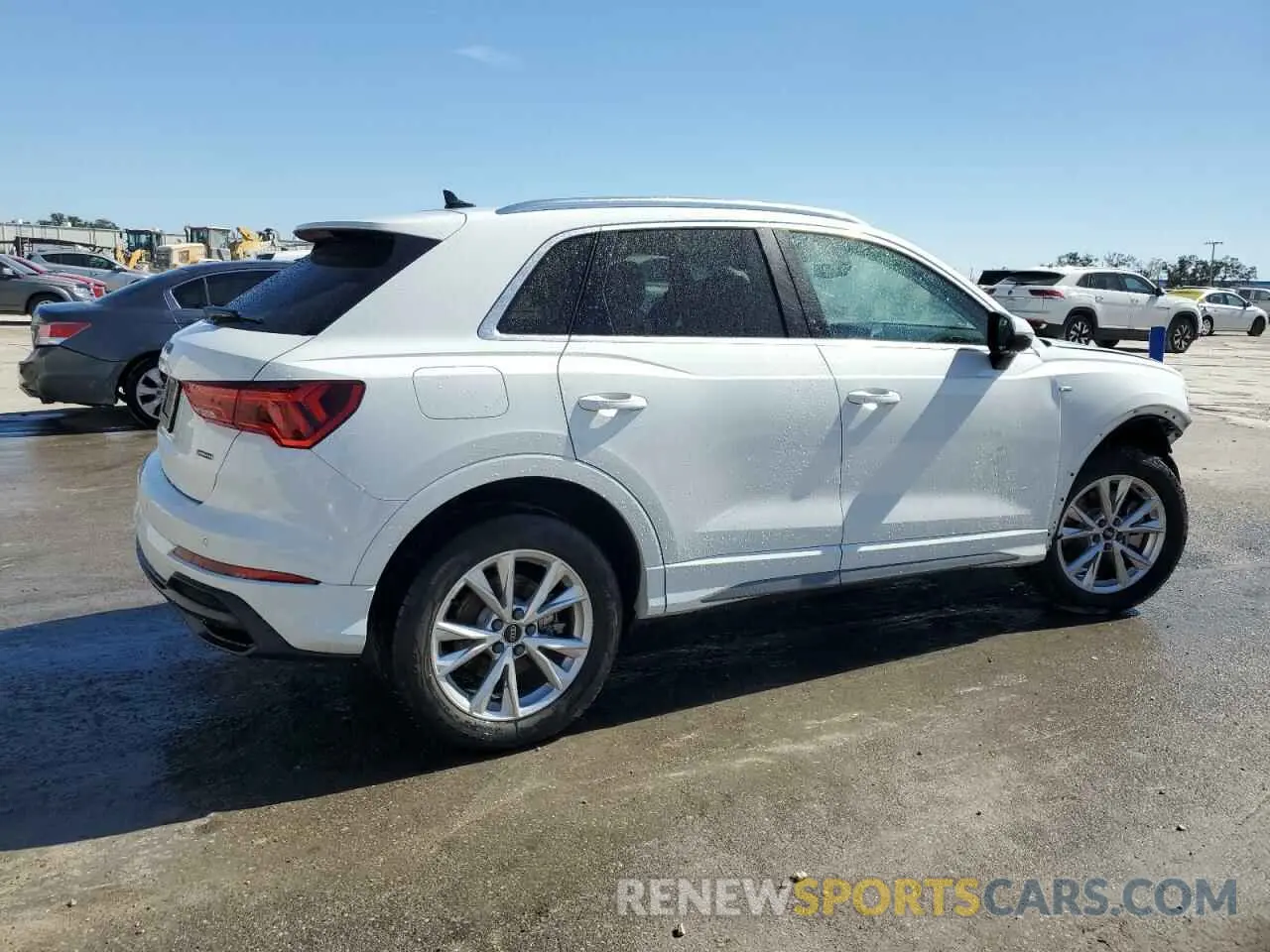 3 Фотография поврежденного автомобиля WA1EECF34N1124701 AUDI Q3 2022