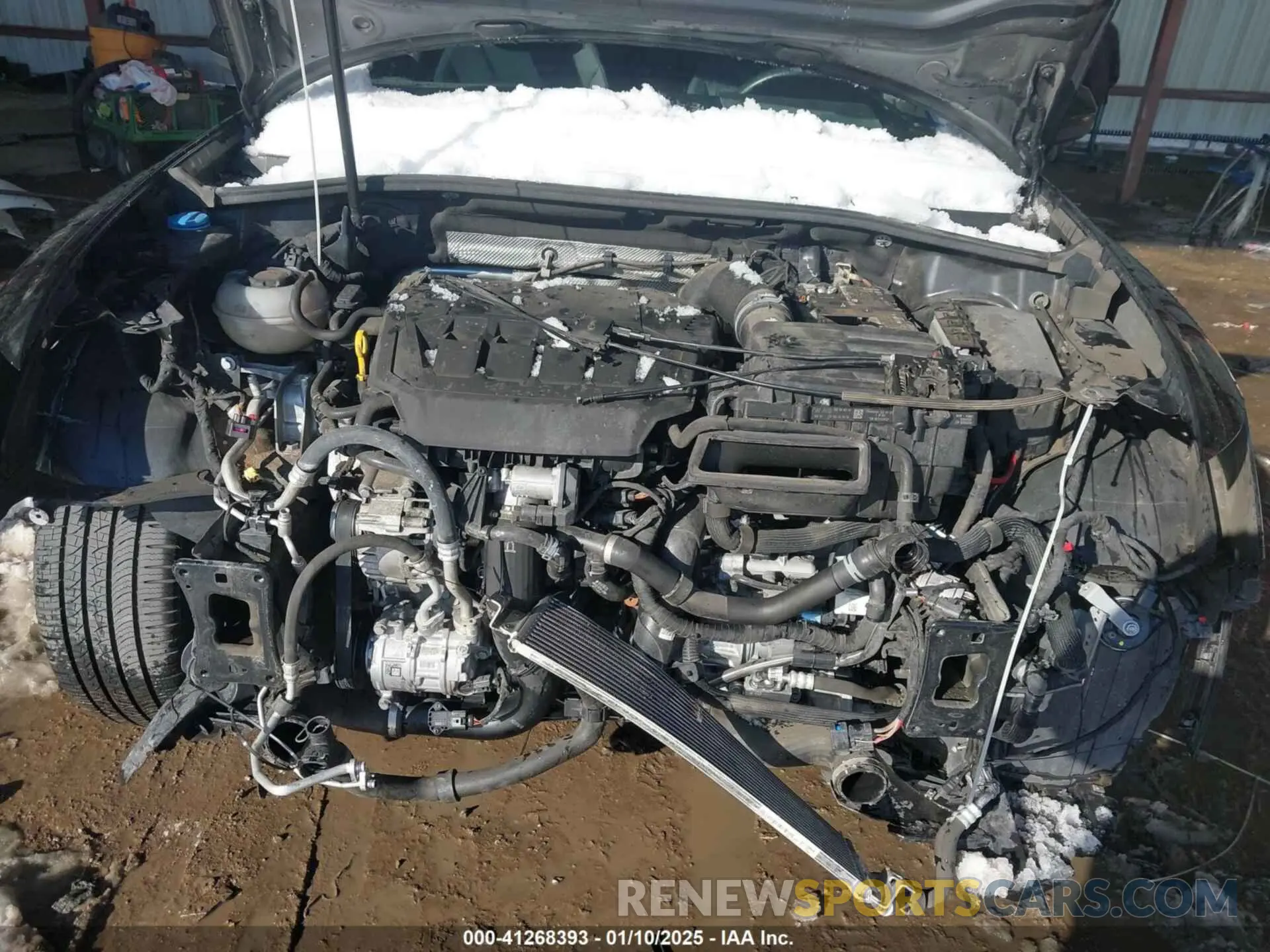 10 Photograph of a damaged car WA1EECF35N1006124 AUDI Q3 2022