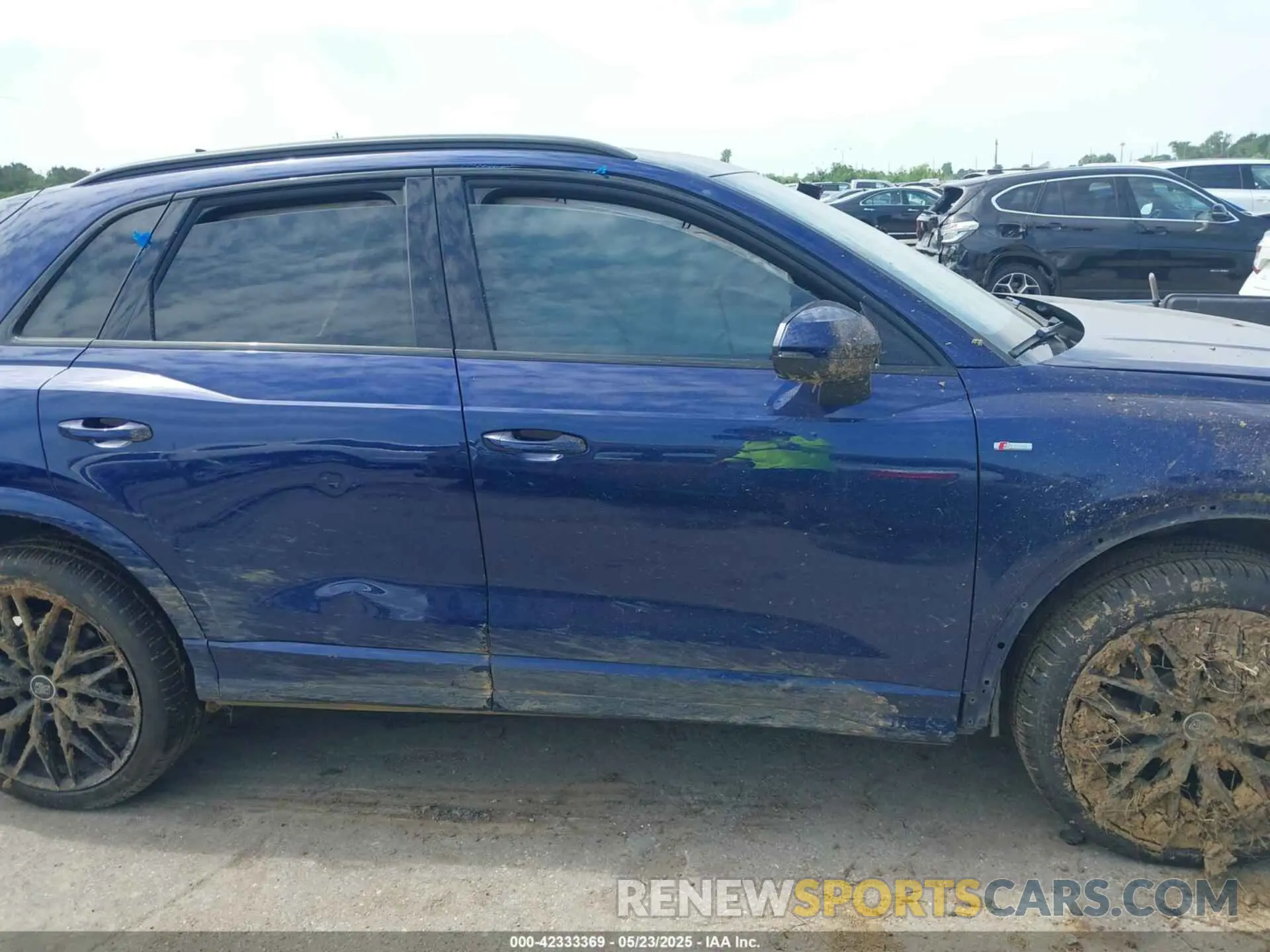 12 Фотография поврежденного автомобиля WA1EECF35N1057137 AUDI Q3 2022