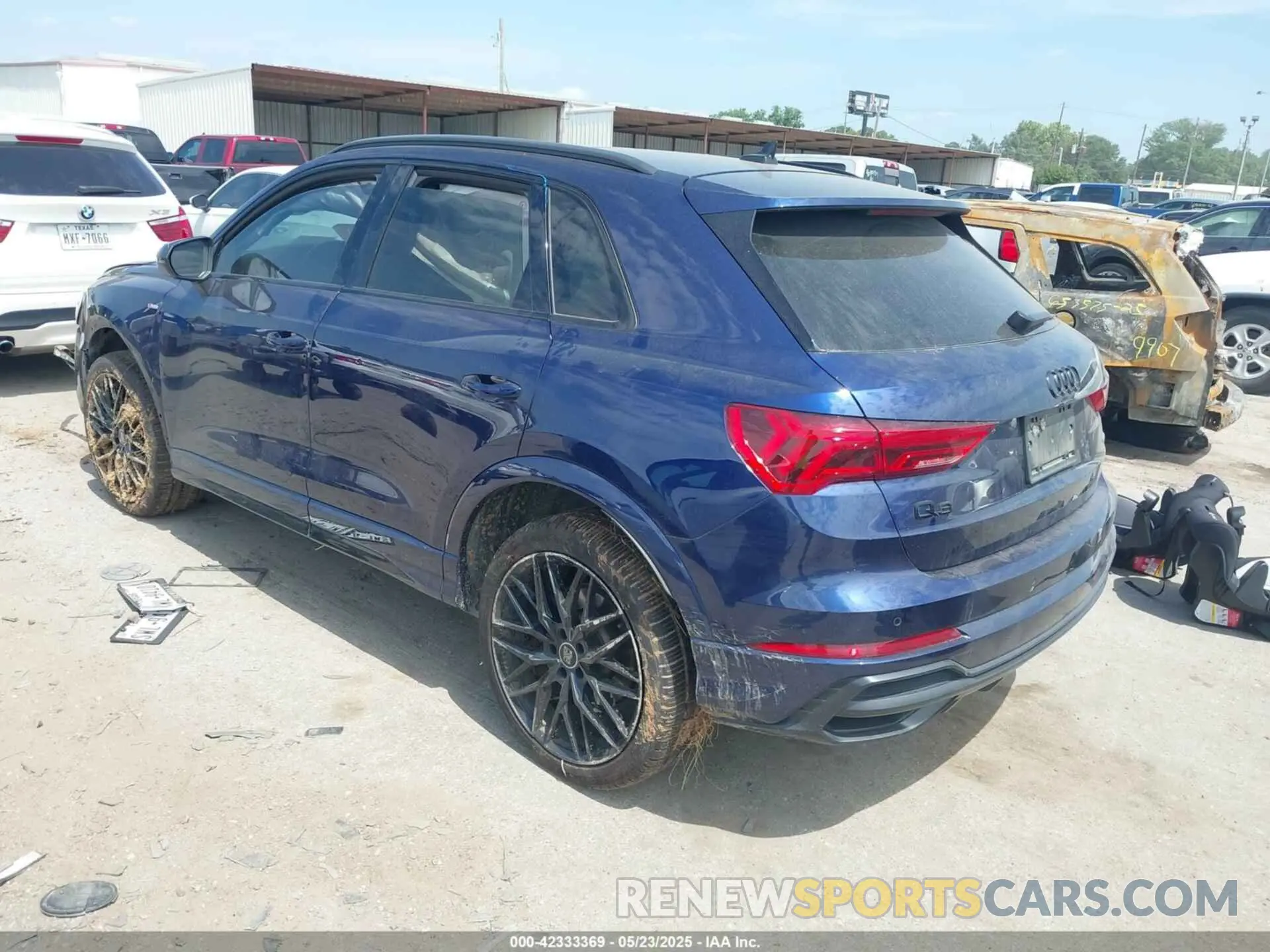3 Фотография поврежденного автомобиля WA1EECF35N1057137 AUDI Q3 2022
