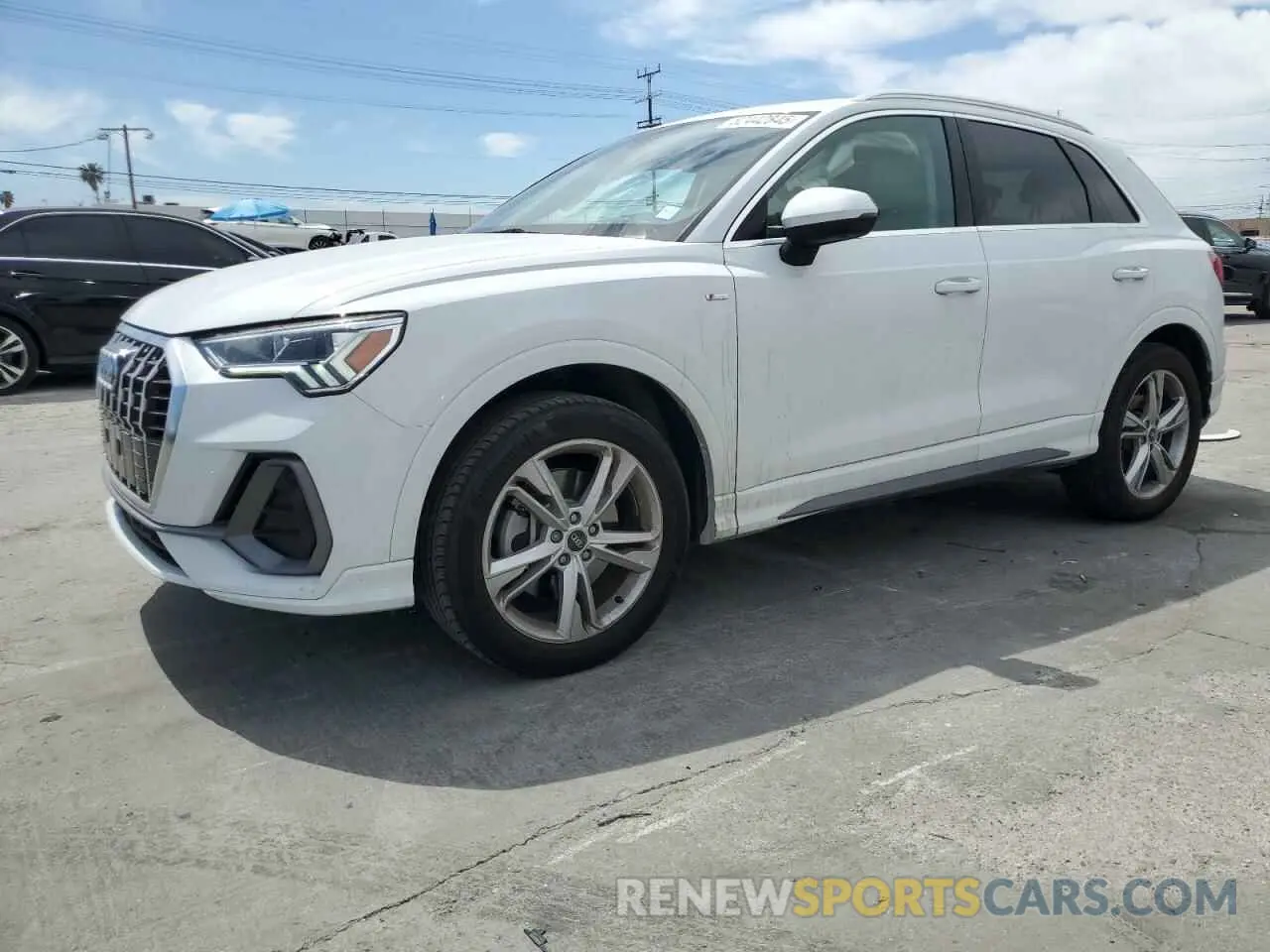 1 Photograph of a damaged car WA1EECF35N1084418 AUDI Q3 2022