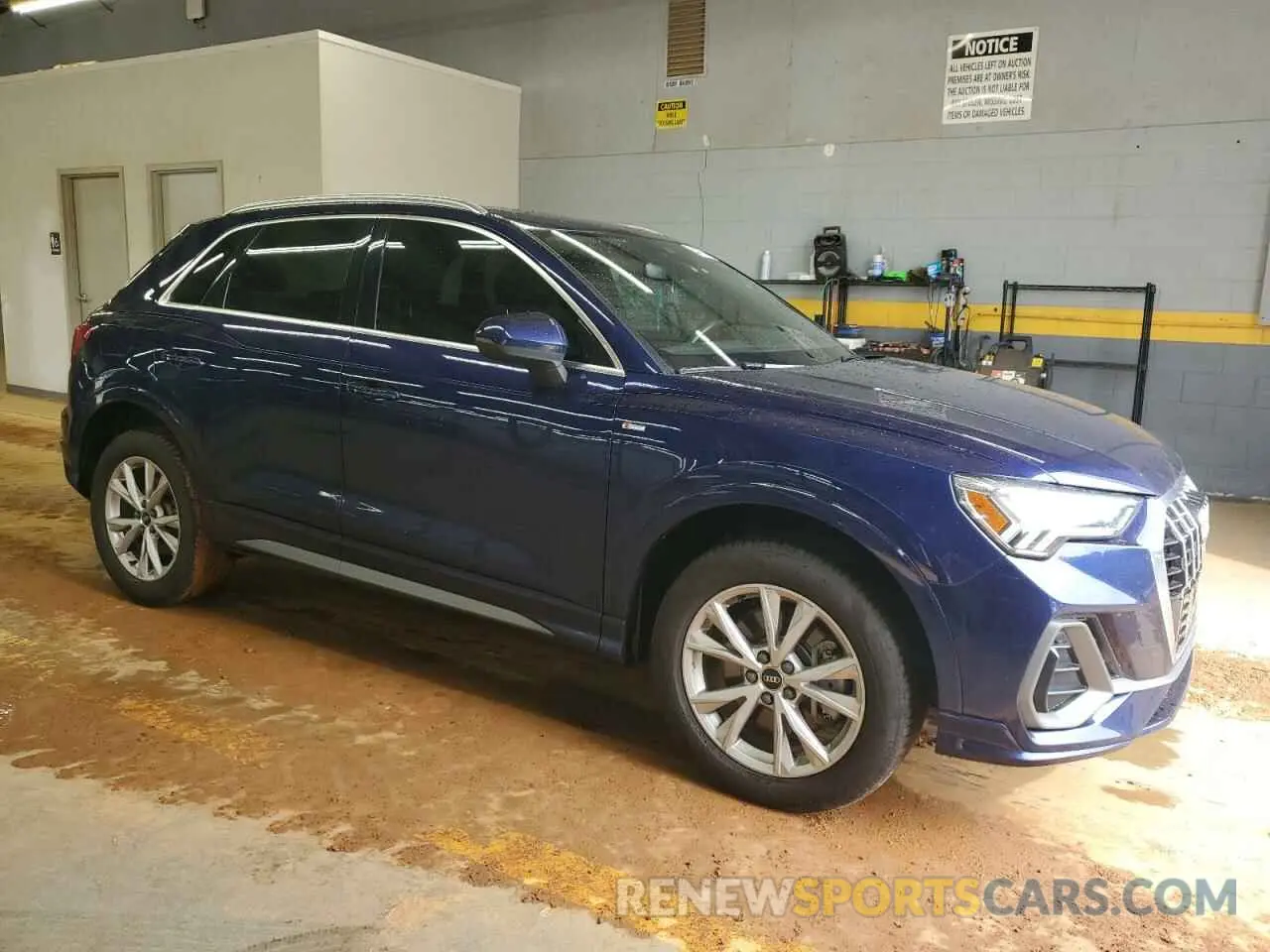 4 Фотография поврежденного автомобиля WA1EECF35N1097279 AUDI Q3 2022