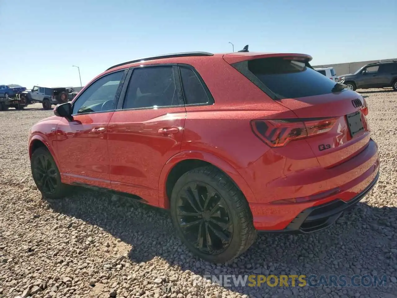 2 Photograph of a damaged car WA1EECF36N1026365 AUDI Q3 2022