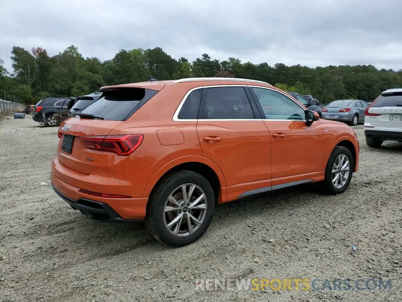 3 Photograph of a damaged car WA1EECF37N1018369 AUDI Q3 2022