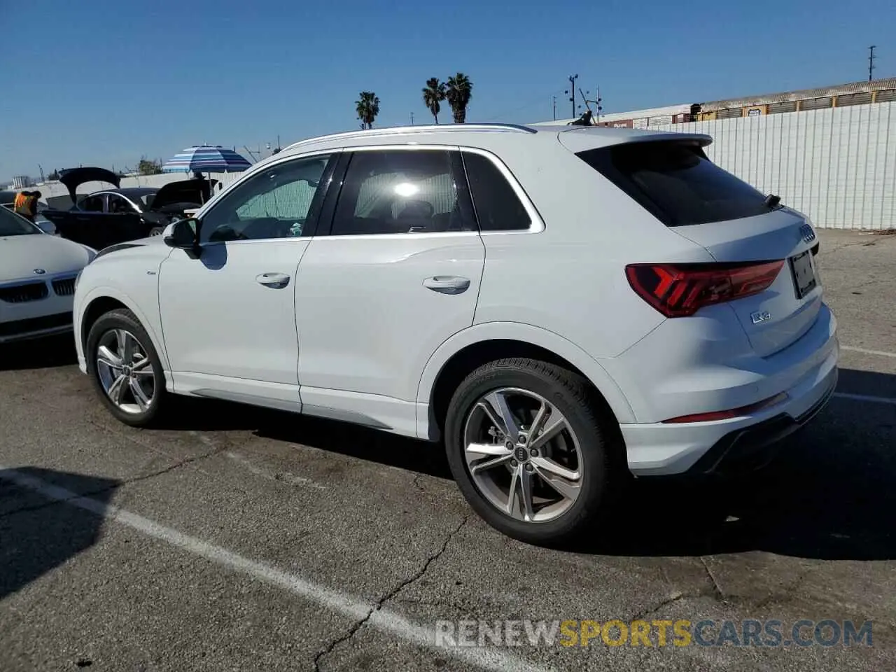 2 Photograph of a damaged car WA1EECF37N1084209 AUDI Q3 2022