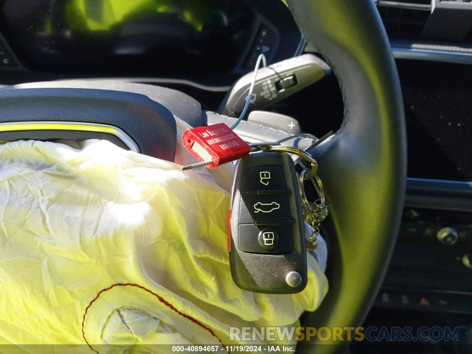 11 Photograph of a damaged car WA1EECF38N1015027 AUDI Q3 2022