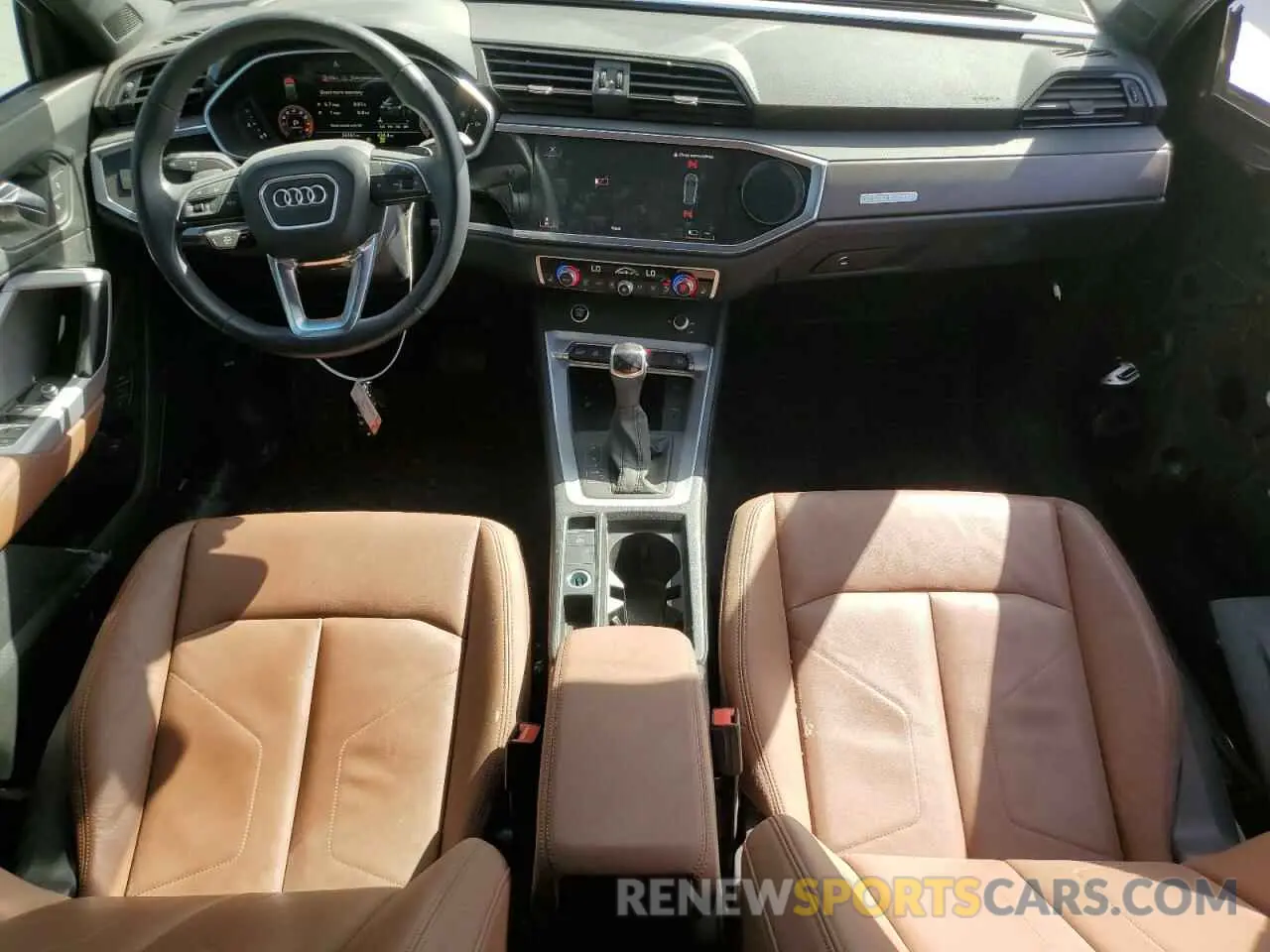 8 Photograph of a damaged car WA1EECF38N1031146 AUDI Q3 2022