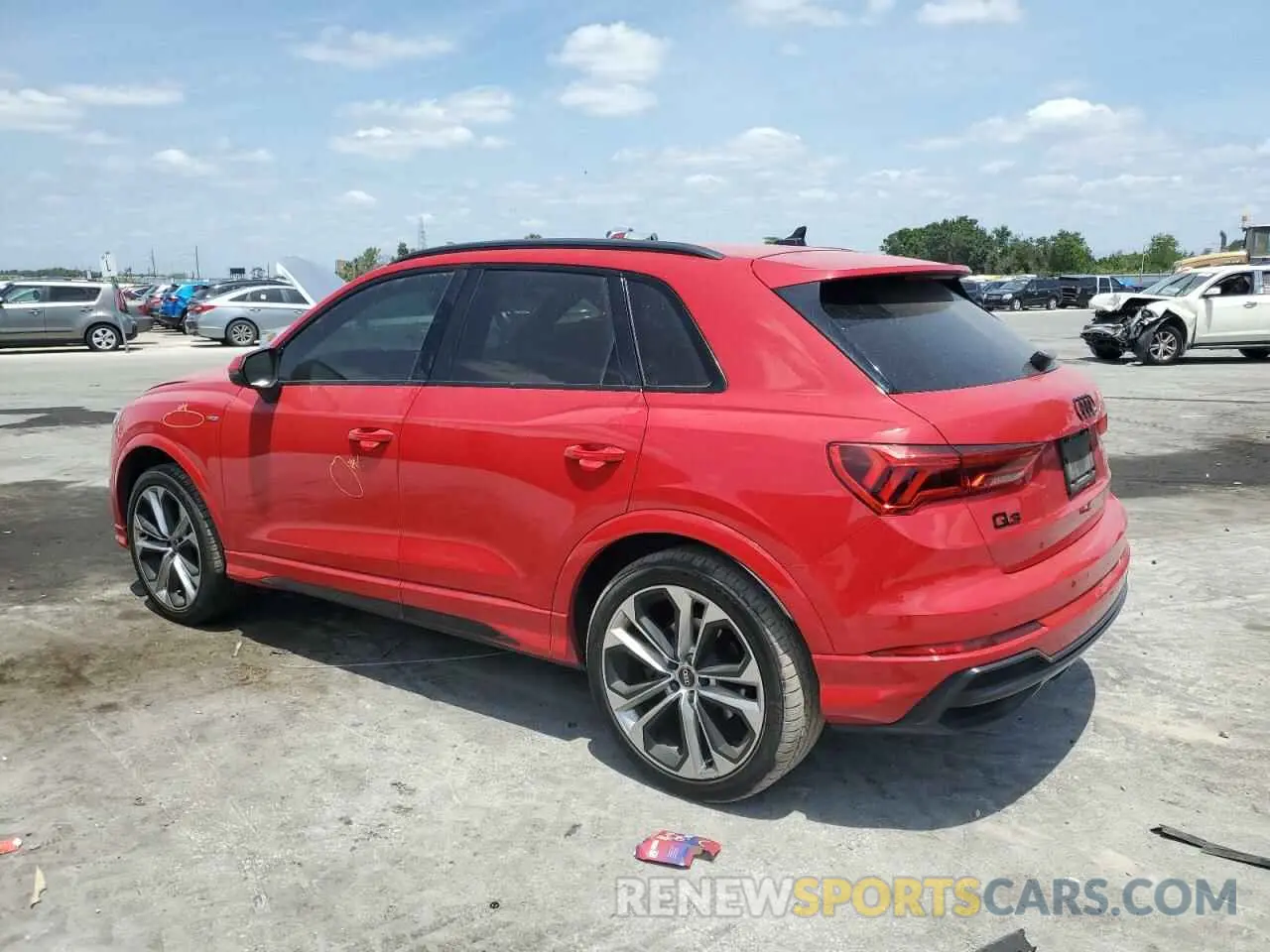2 Photograph of a damaged car WA1EECF39N1030684 AUDI Q3 2022