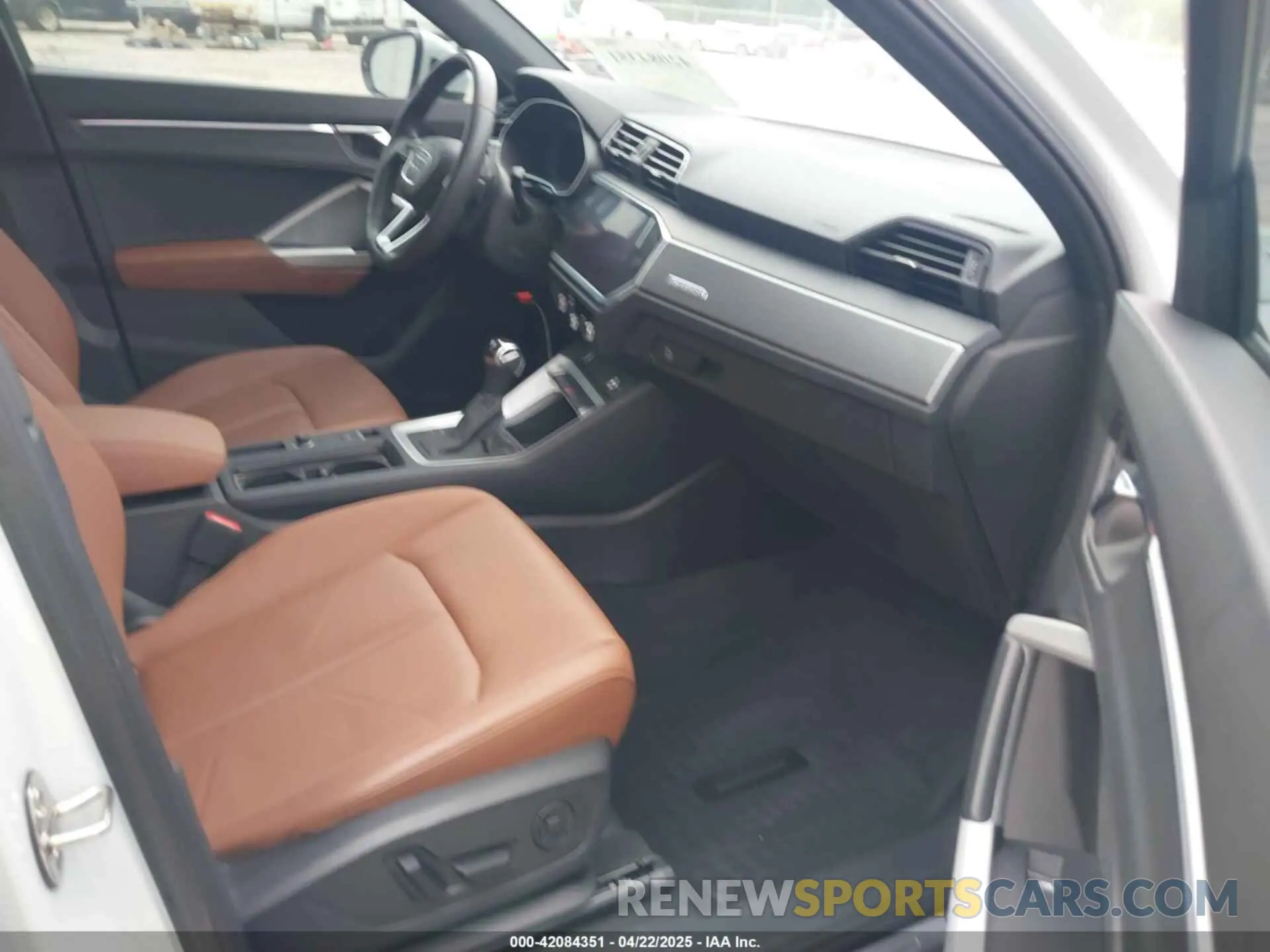 5 Фотография поврежденного автомобиля WA1EECF39N1035349 AUDI Q3 2022